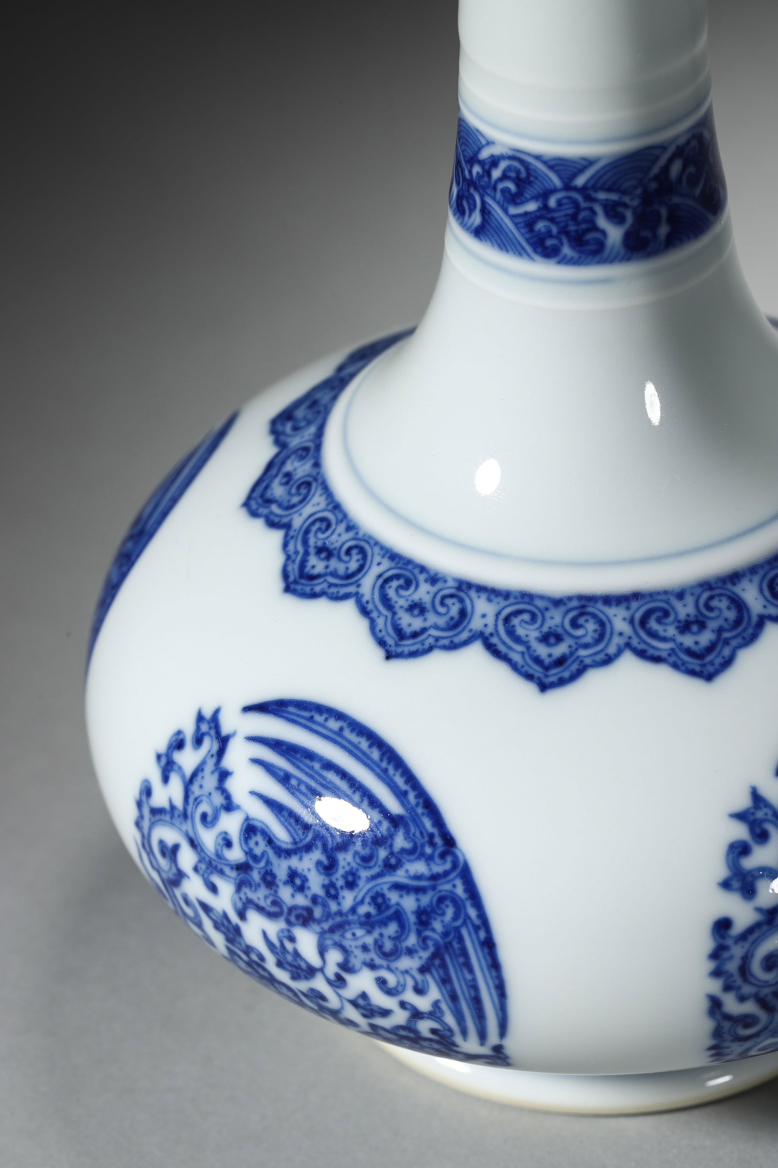 Blue and White Phoenix Neck Vase - 3