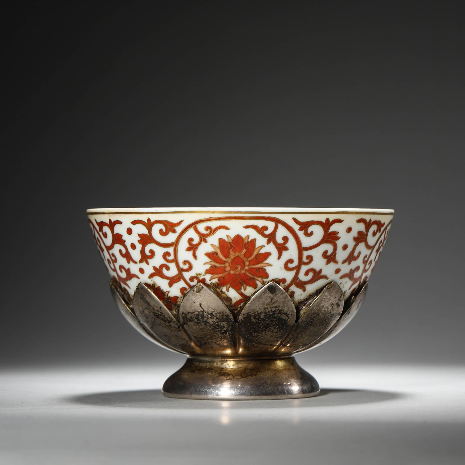 Iron-Red Glaze Flower Bowl: Iron-Red Glaze Flower Bowl Diam.14cm Height:8.3cm