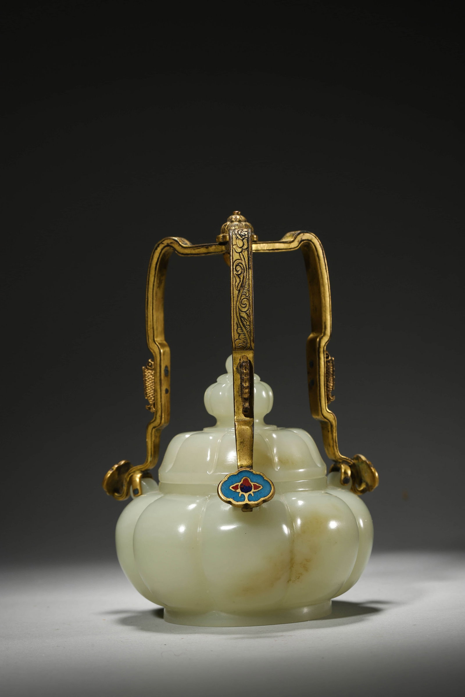 Carved Jade Ram-Head Kettle - 4