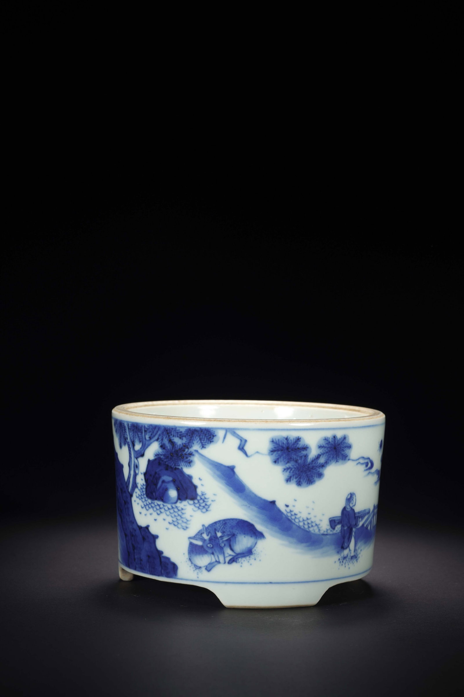 Blue and White Tripod Censer - 2