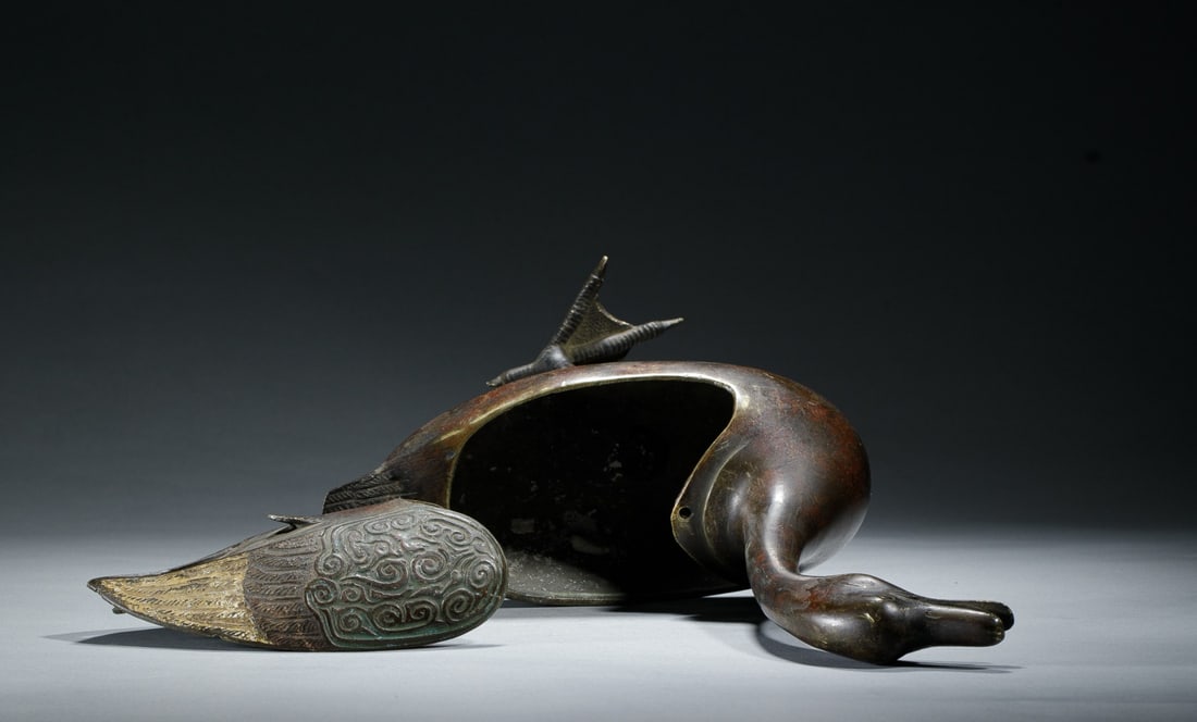 Bronze Duck-Form Statue - 8