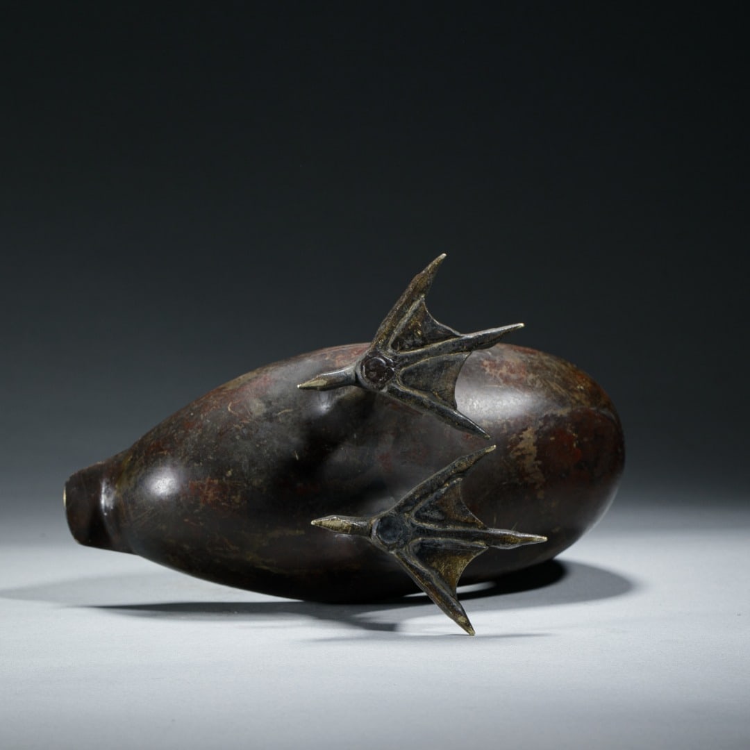 Bronze Duck-Form Statue - 9