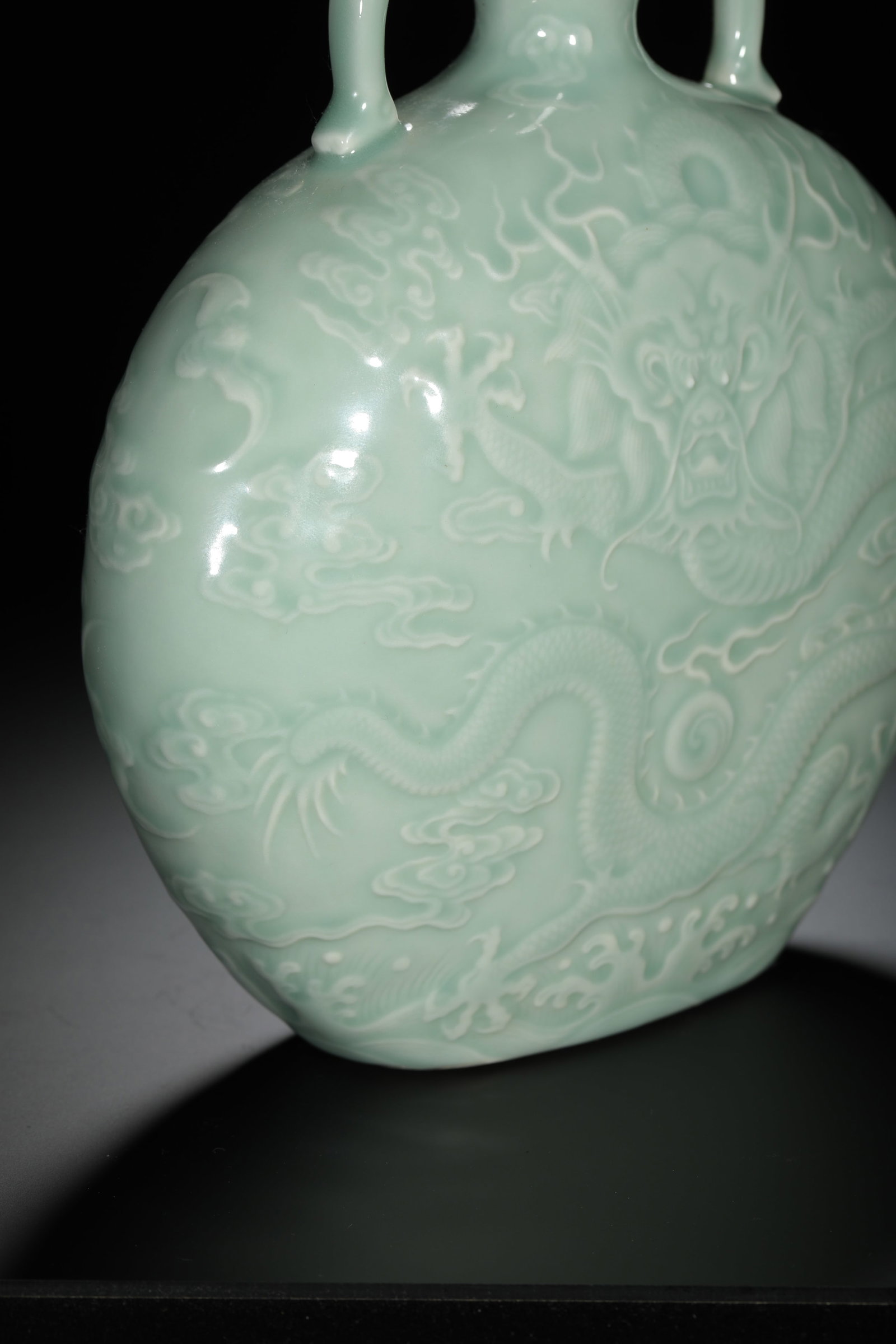 Celadon Glazed Incised Dragon Moonflask - 6