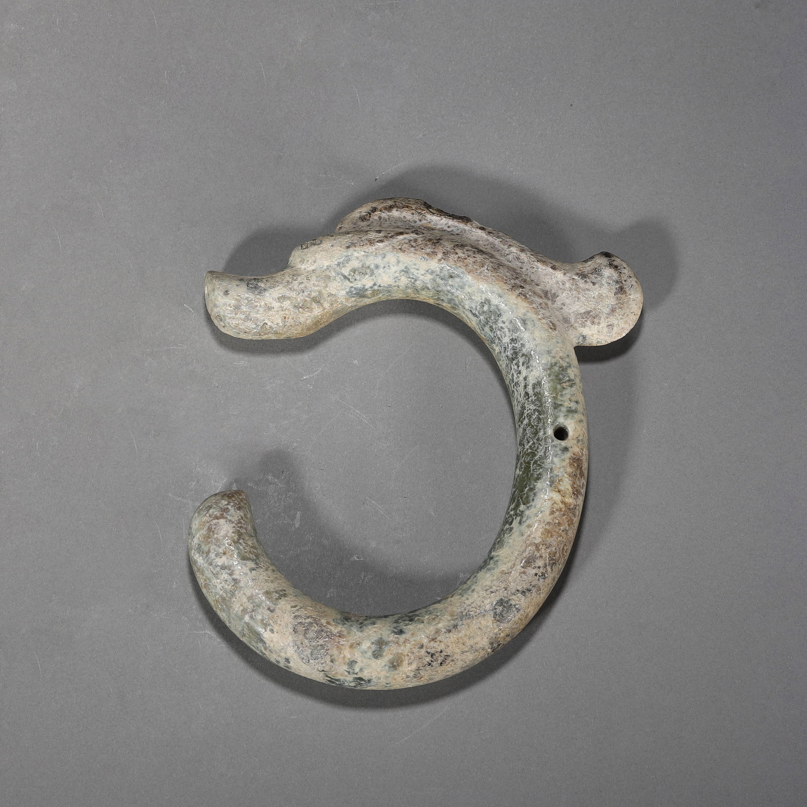 Jade Dragon-Hog Ornament: Jade Dragon-Hog Ornament Length:14cm, Width:2.1cm, Height:16.5cm,