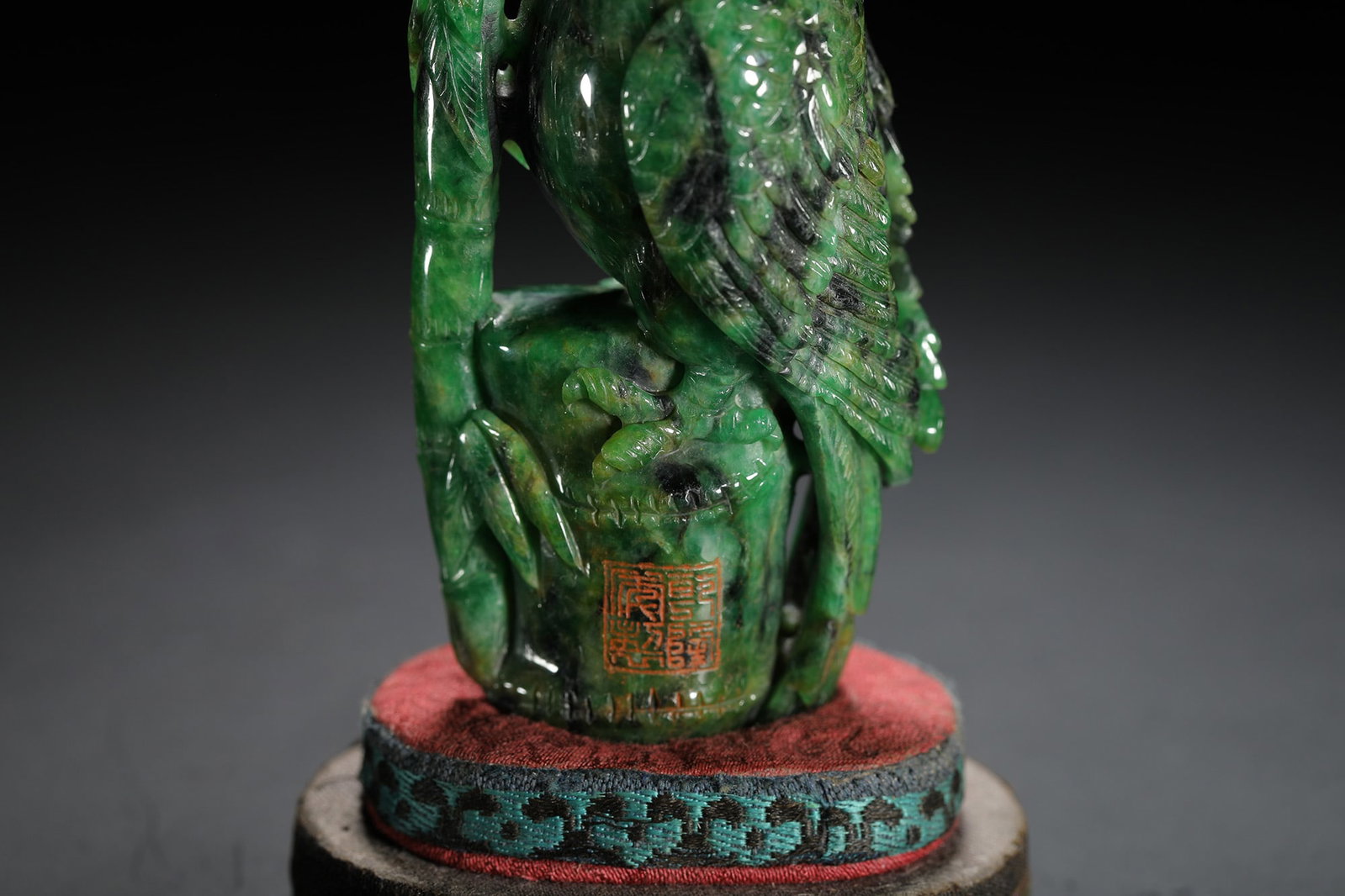 Celadon Jade Parrot Ornament - 8