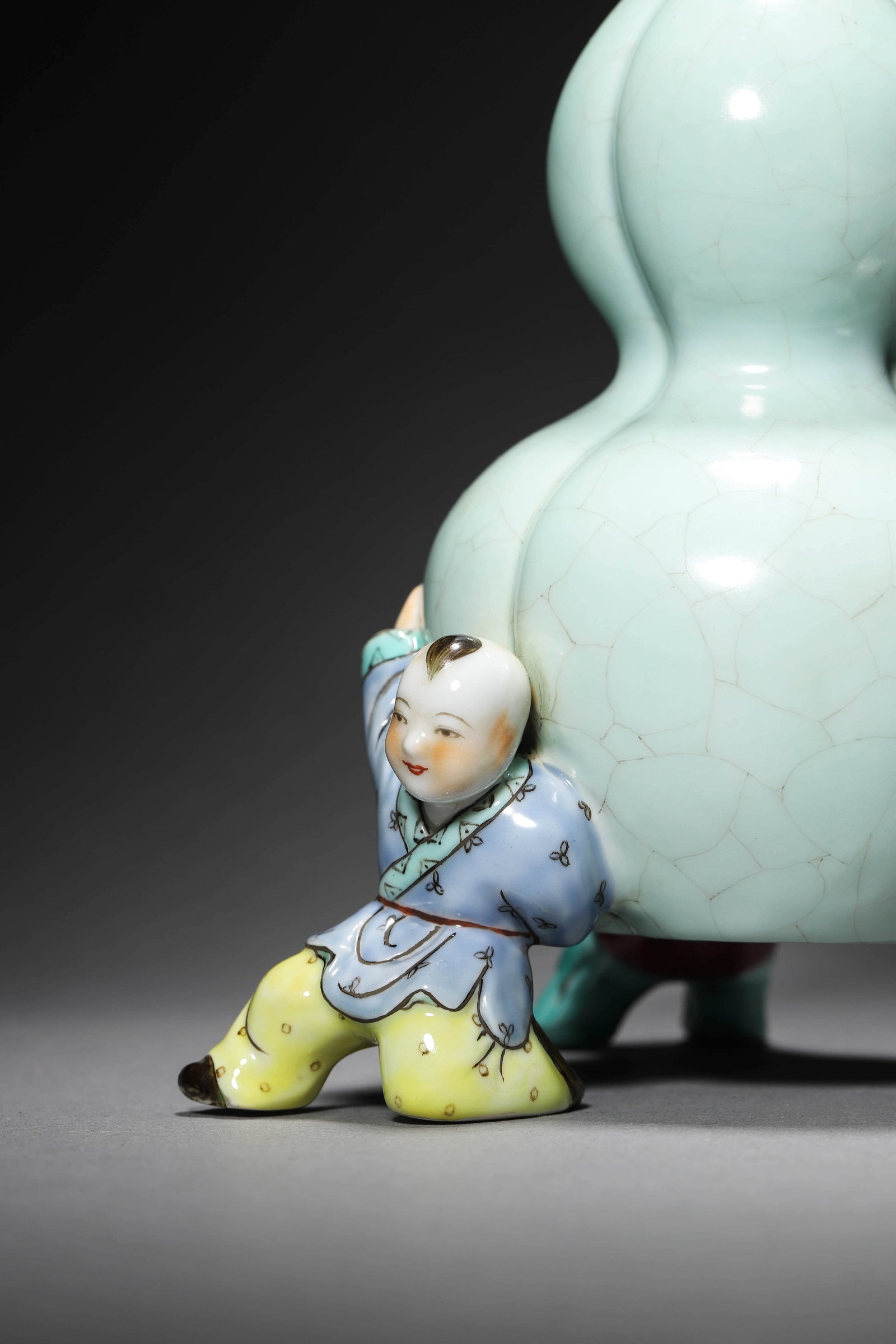 Celadon Glaze Double-Gourd-Shape Vase - 2