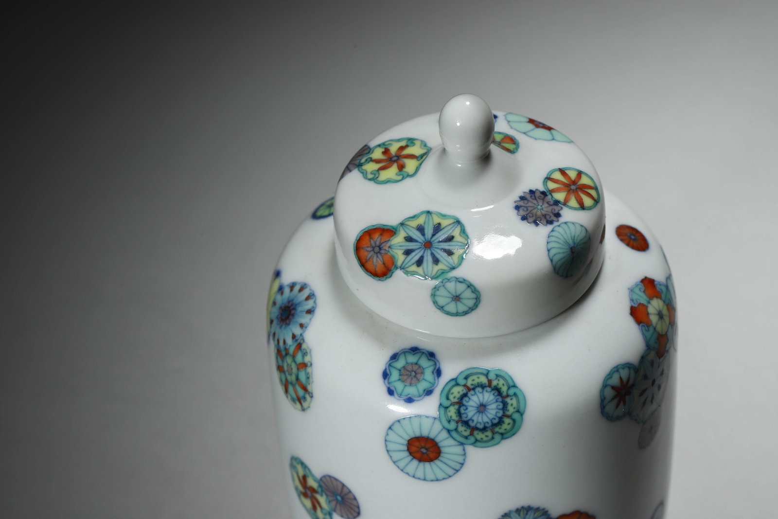 Doucai Glaze Flowers vase - 6