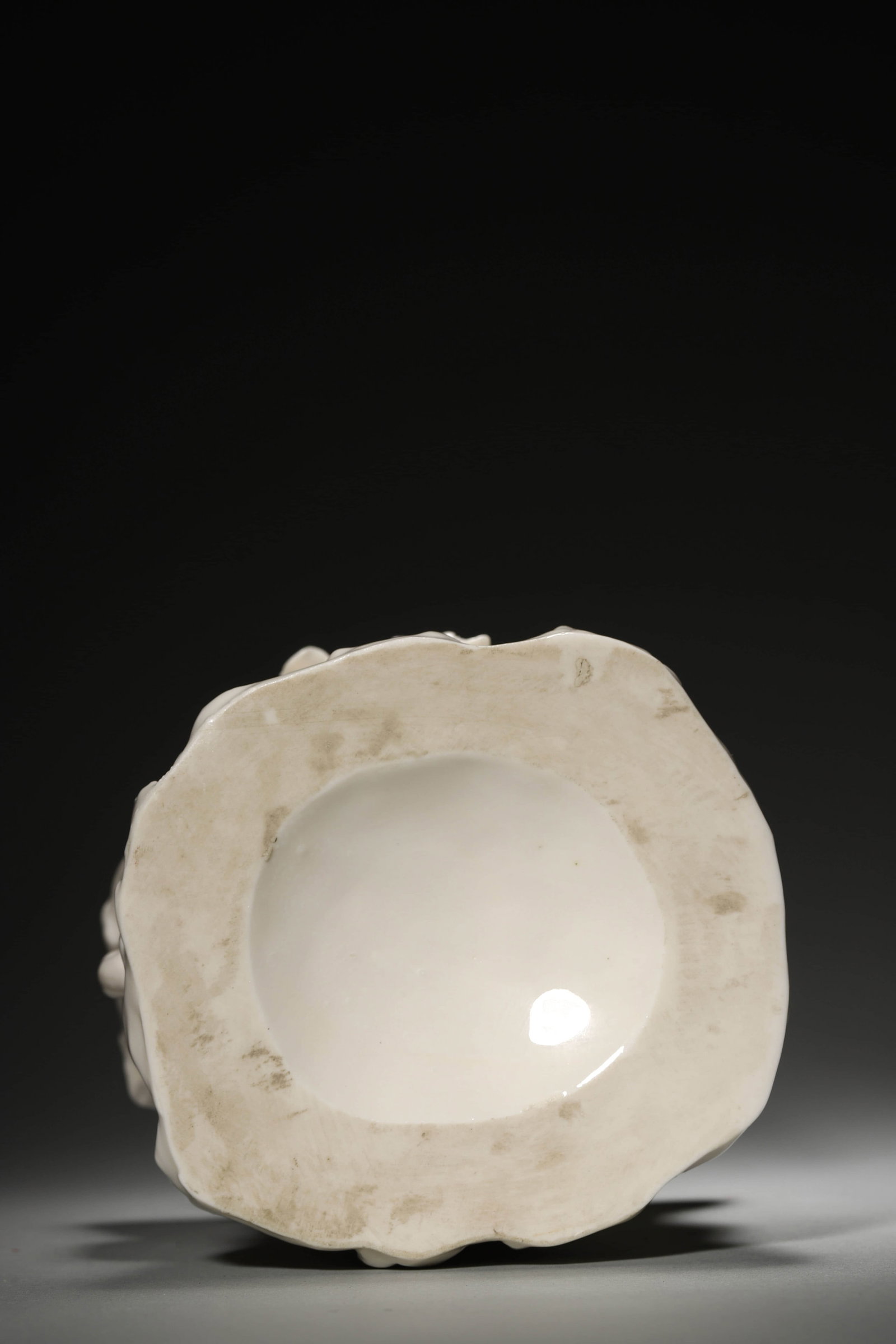 Debut Kiln Incised Flower Censer( Small Chips) - 6