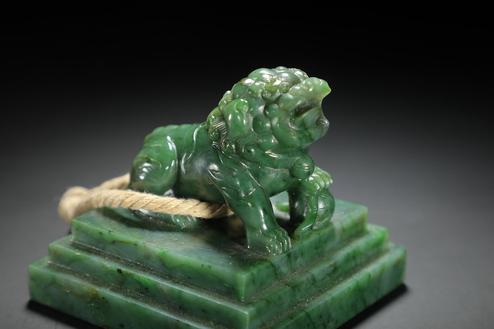 Celadon Jade Lion-Finial Seal - 3