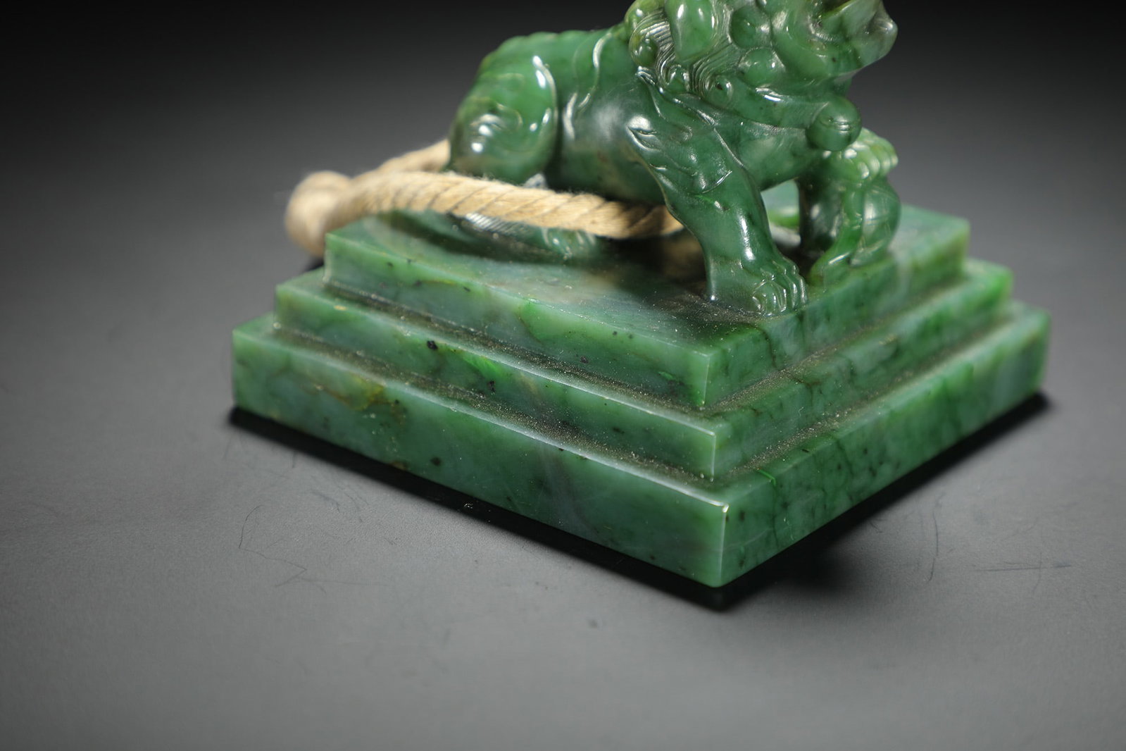 Celadon Jade Lion-Finial Seal - 4
