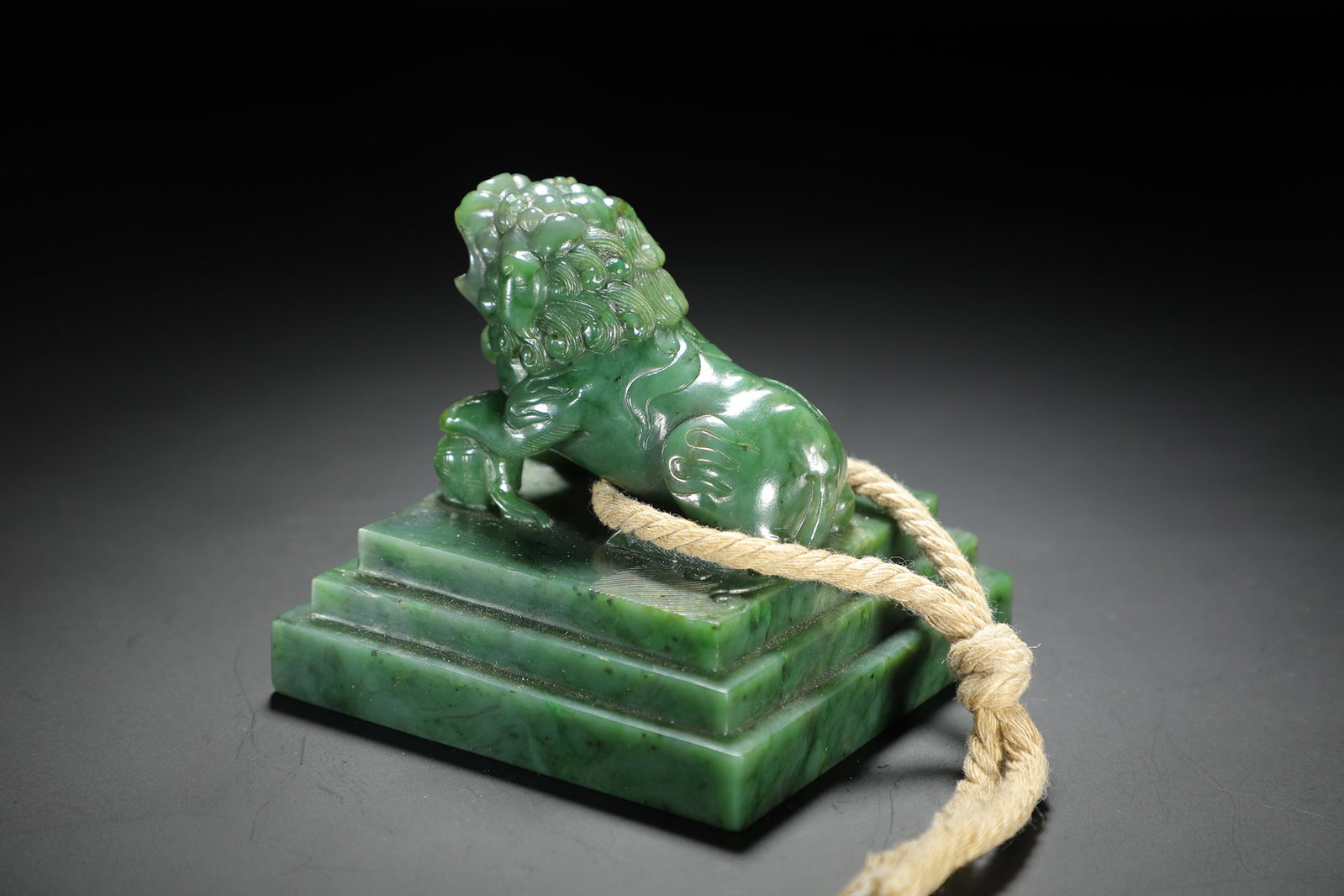 Celadon Jade Lion-Finial Seal - 7