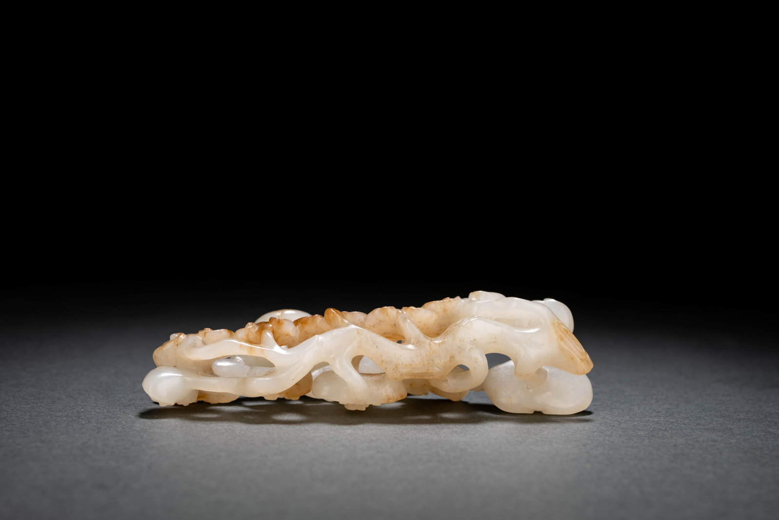 Carved Jade Lingzhi Brush Rack - 10