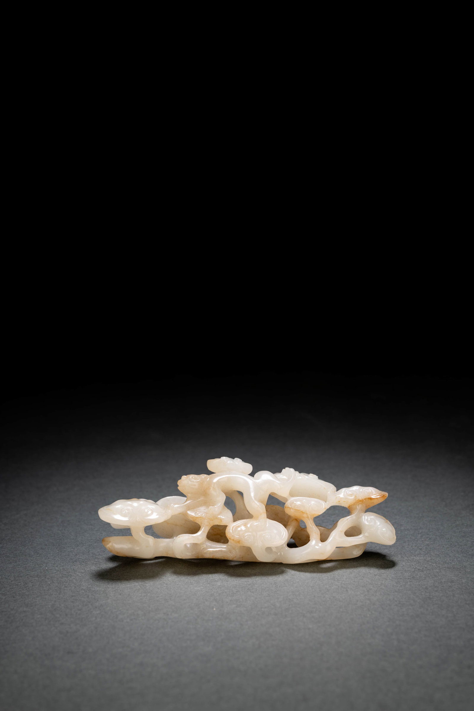 Carved Jade Lingzhi Brush Rack - 2