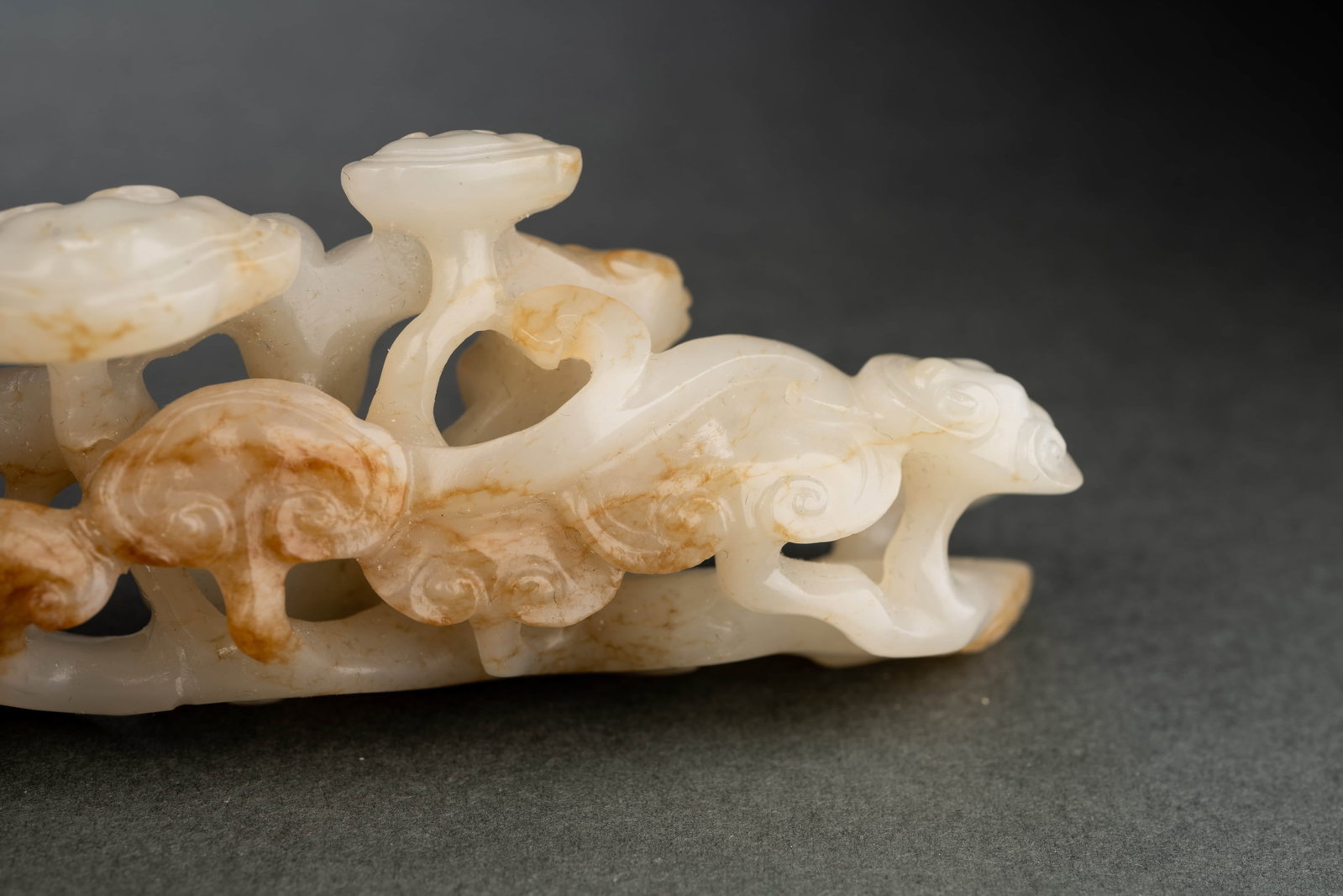 Carved Jade Lingzhi Brush Rack - 7