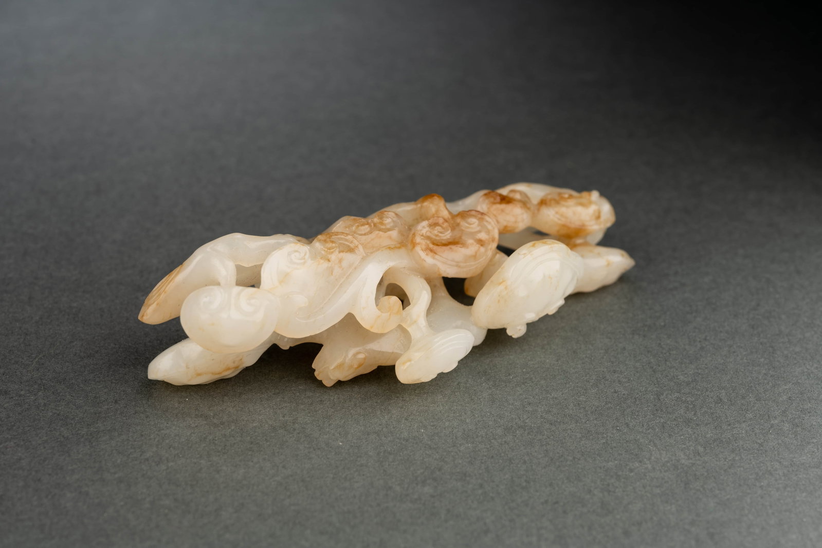 Carved Jade Lingzhi Brush Rack - 9