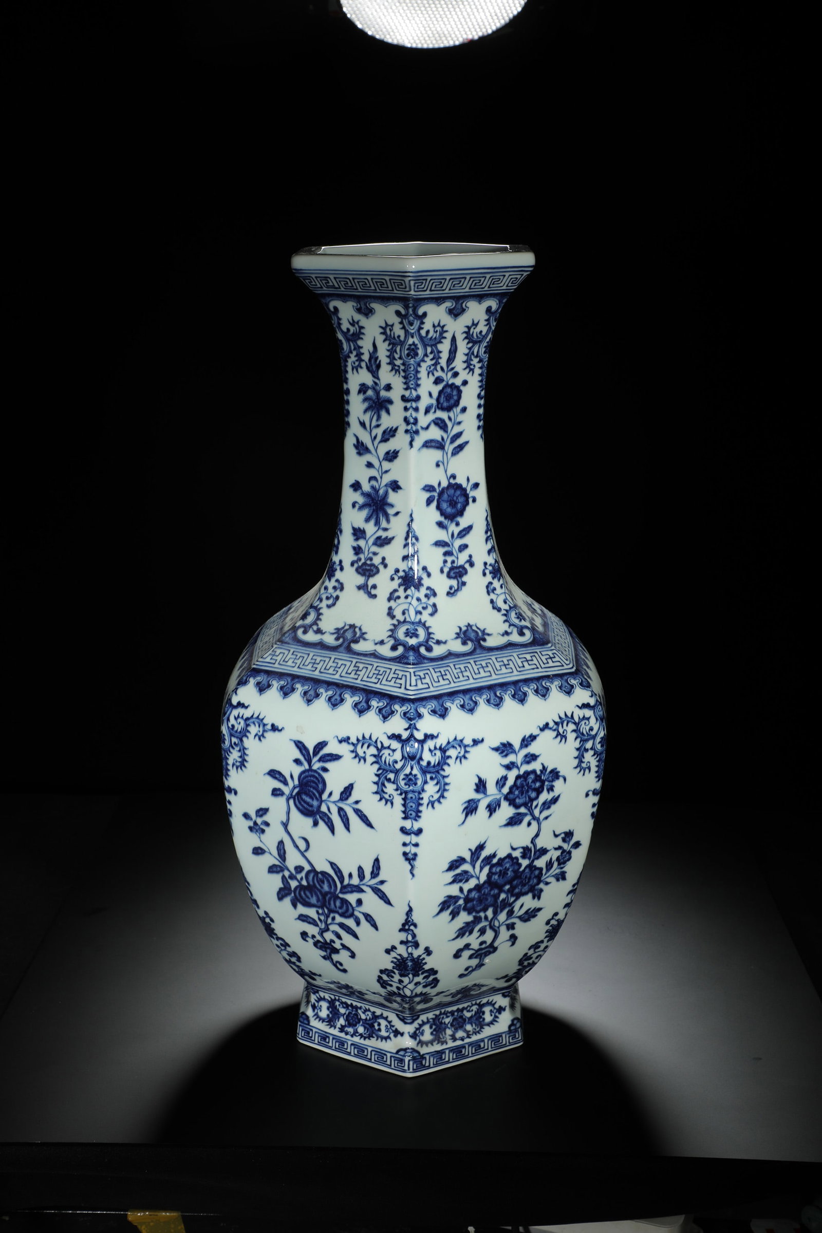 Blue and White Floral Hexagonal Presentation Vase - 8