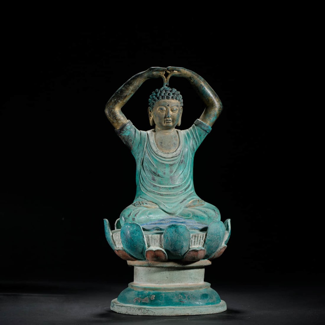 Painted Bronze Shakyamuni Statue: Painted Bronze Shakyamuni Statue Length:21?Width:16.5cm Height:38.5?