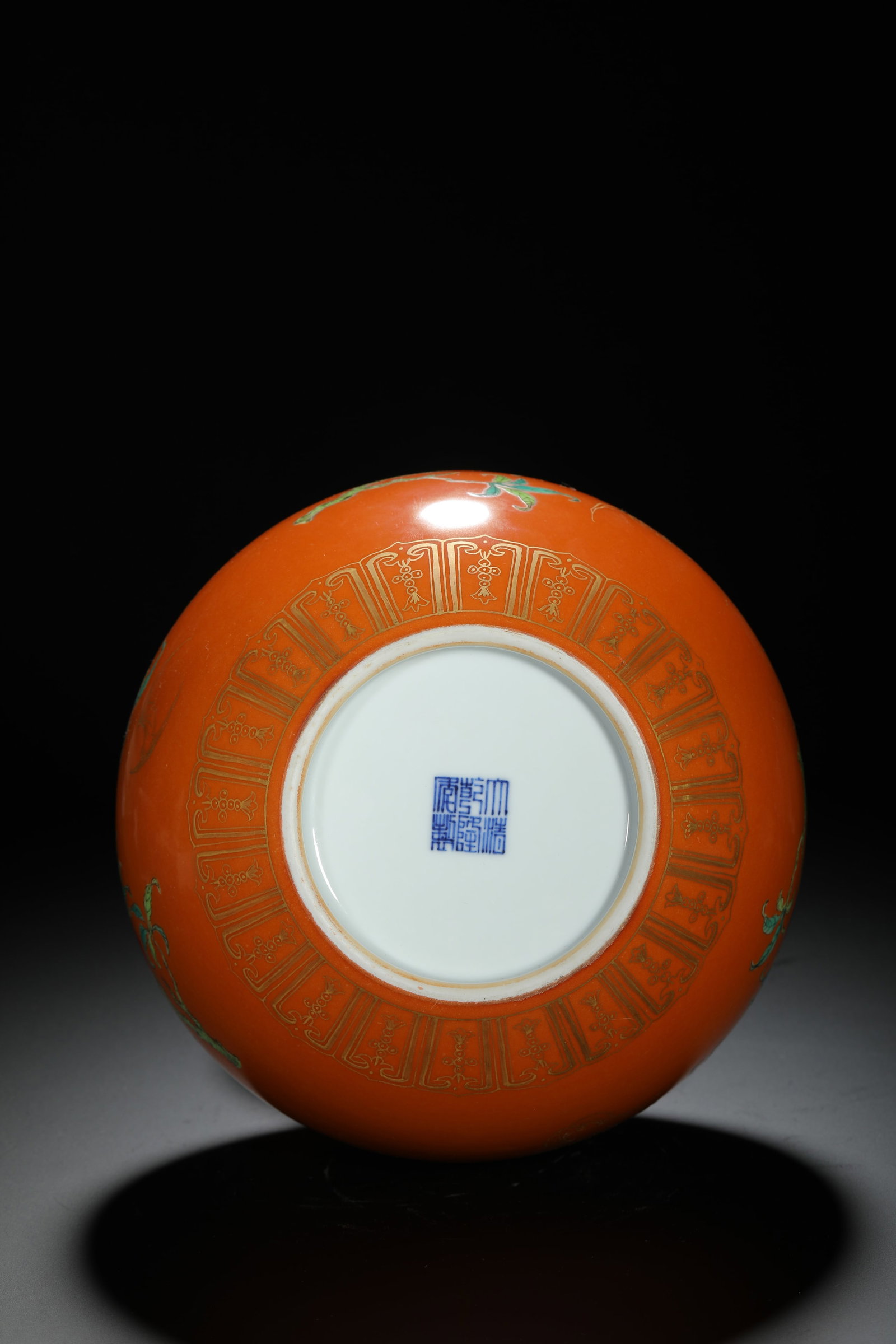 Coral-Ground Double-Gourd Vase - 9