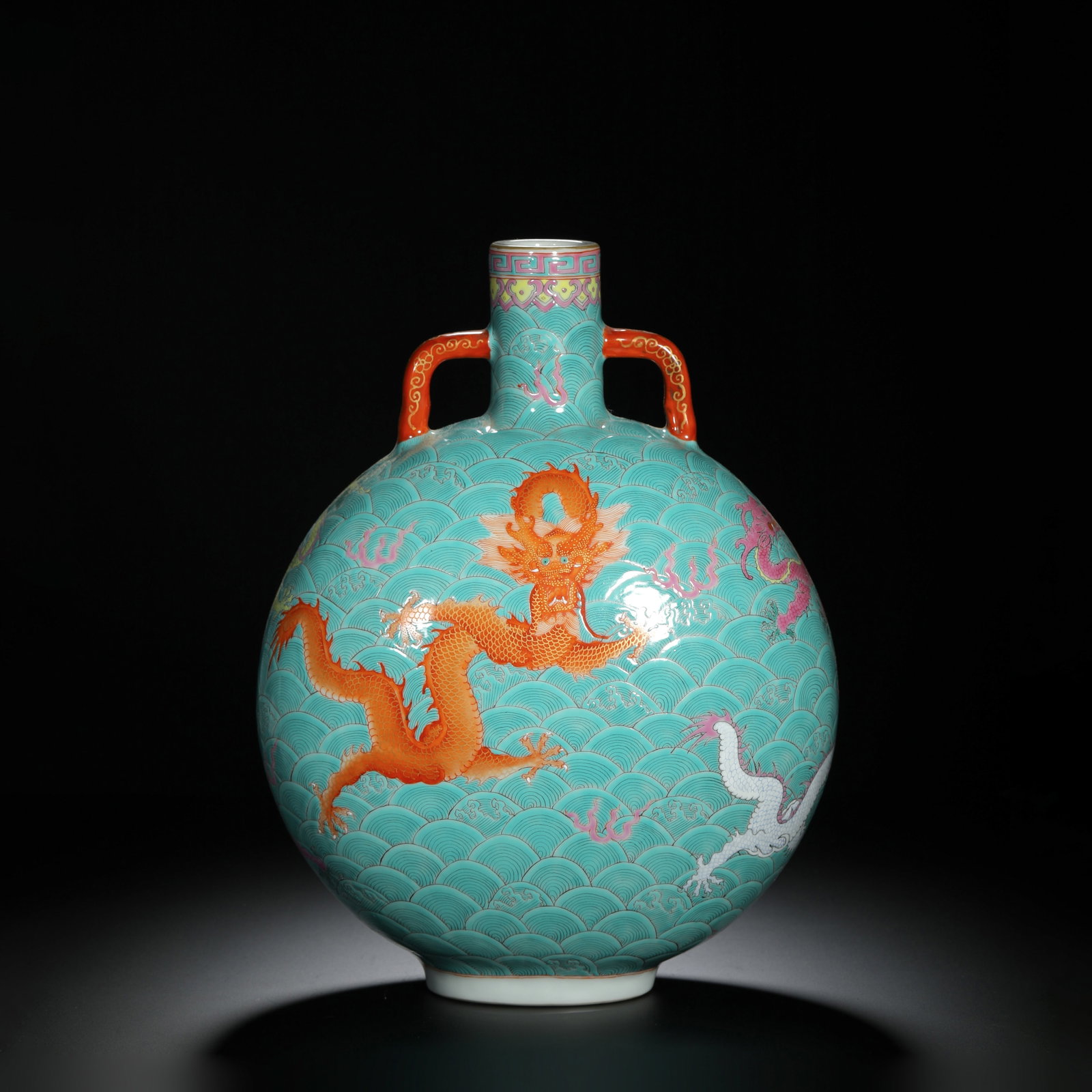 Green-Glazed Dragon Moonflask: Green-Glazed Dragon Moonflask Length:23cm Width:11cm Height:32cm