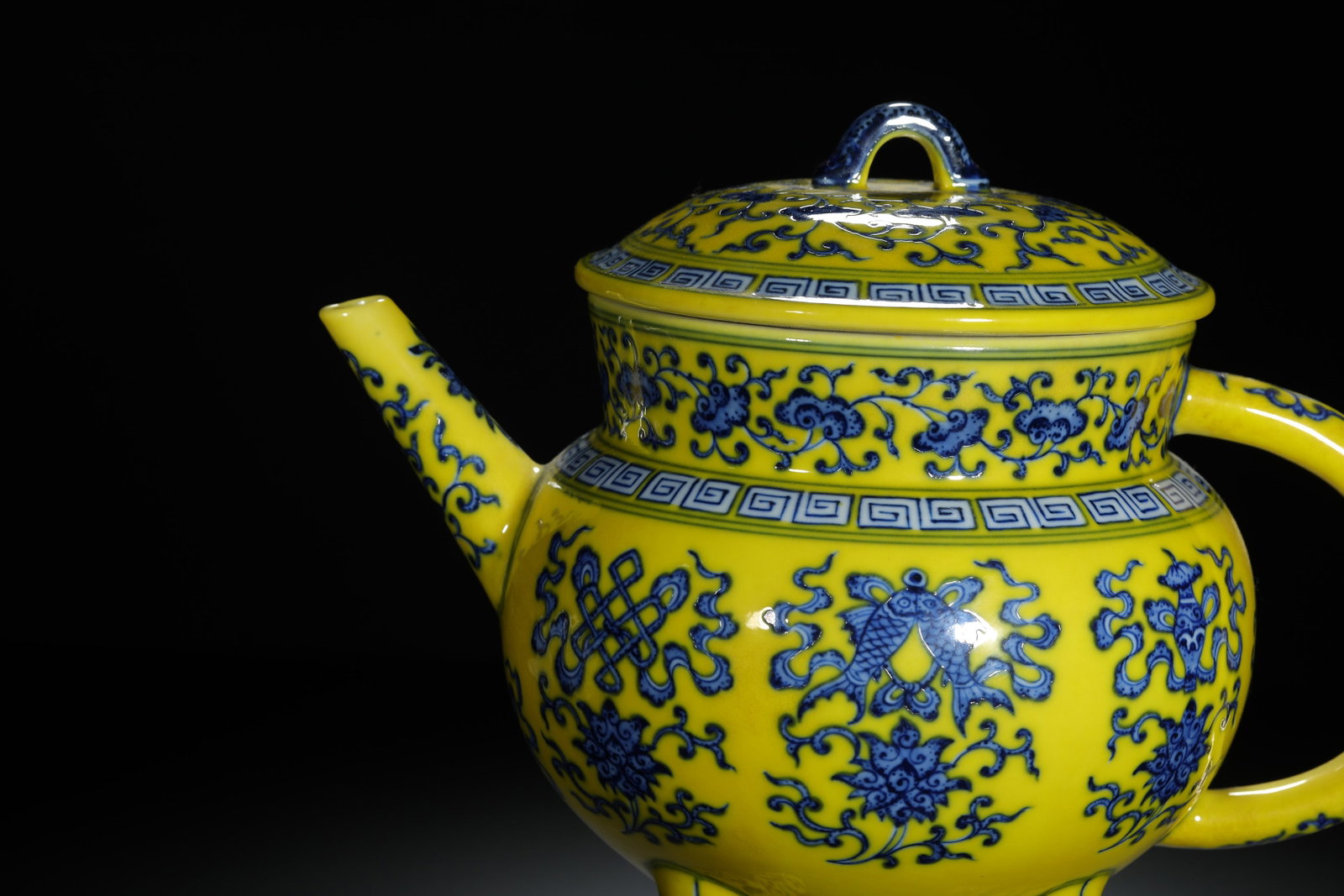 Yellow-Ground Blue and White Eight Buddhist Emblems - 2