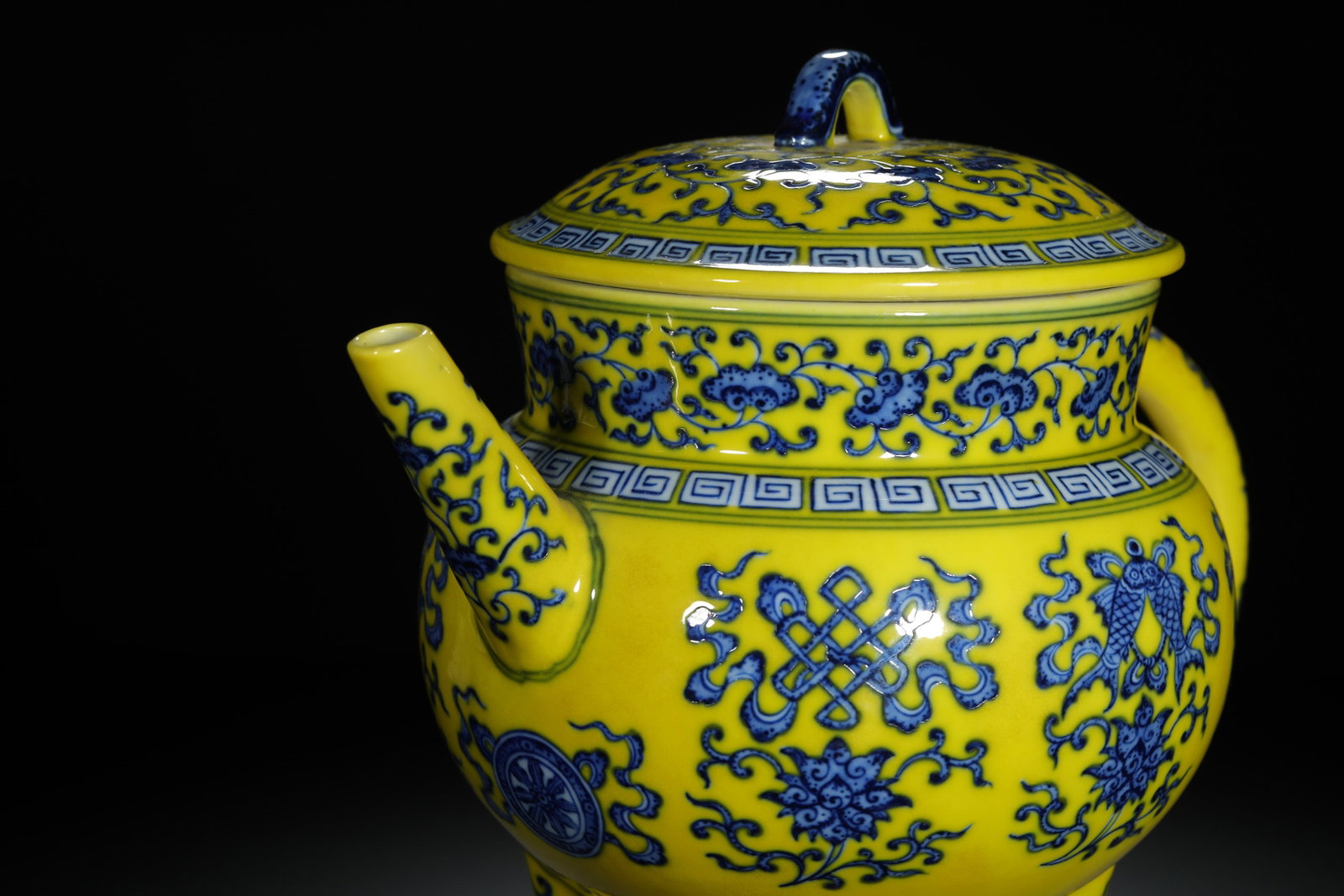 Yellow-Ground Blue and White Eight Buddhist Emblems - 6