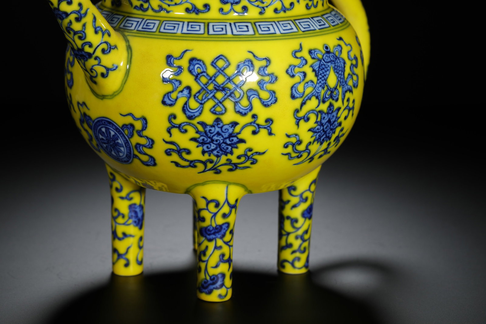 Yellow-Ground Blue and White Eight Buddhist Emblems - 7