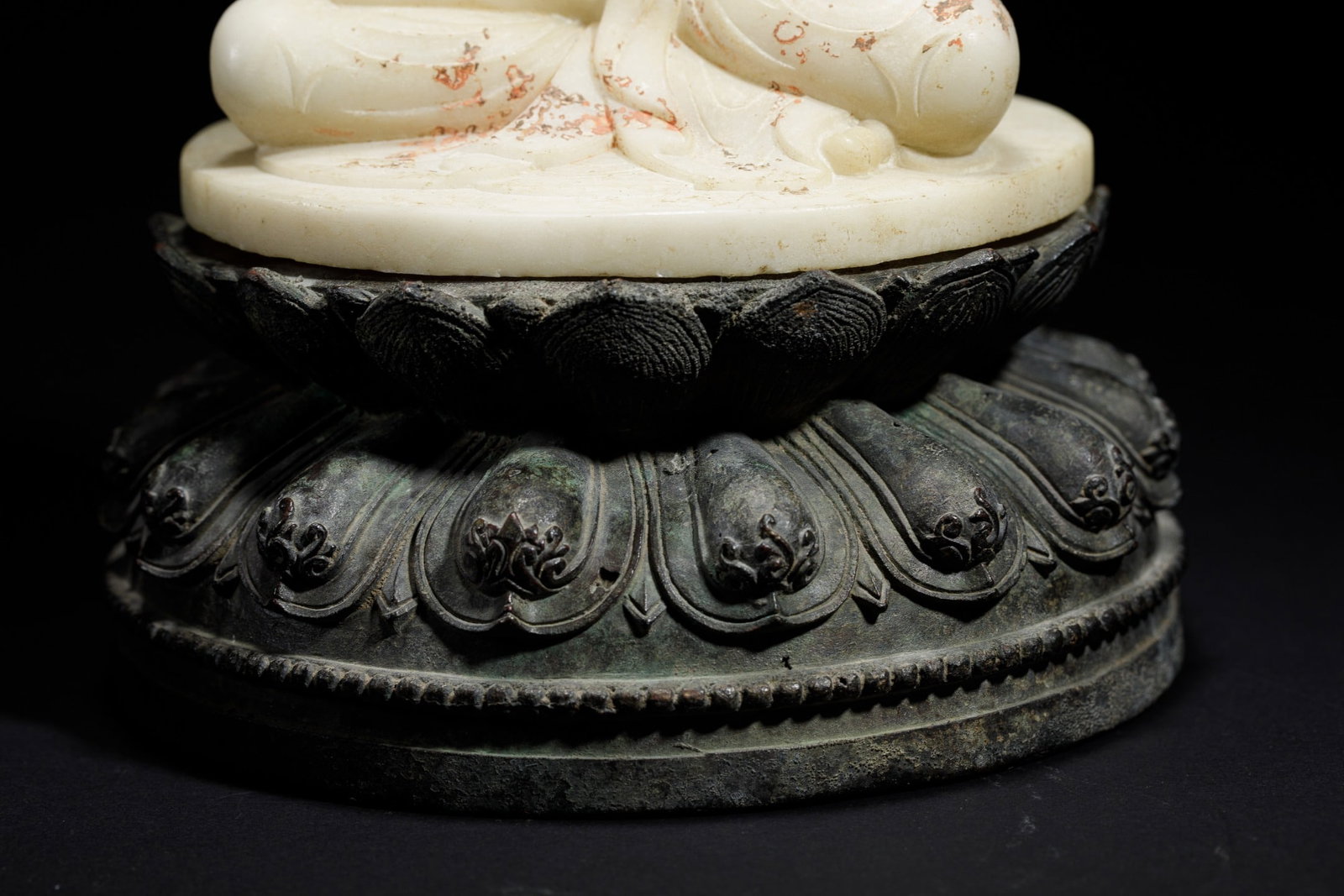 A Han White Jade Buddha Statue - 4