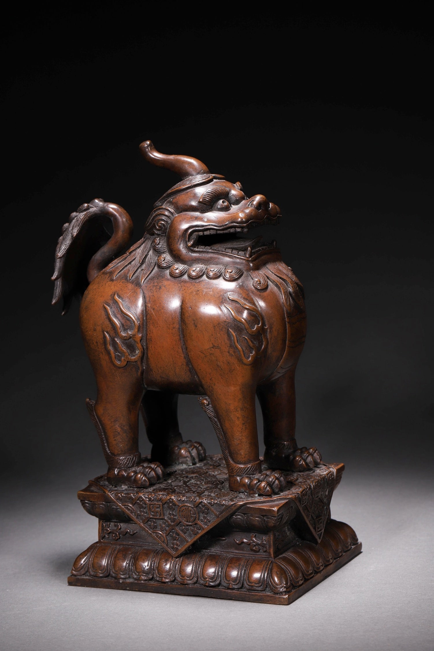 Bronze 'BEAST' incense burner - 4