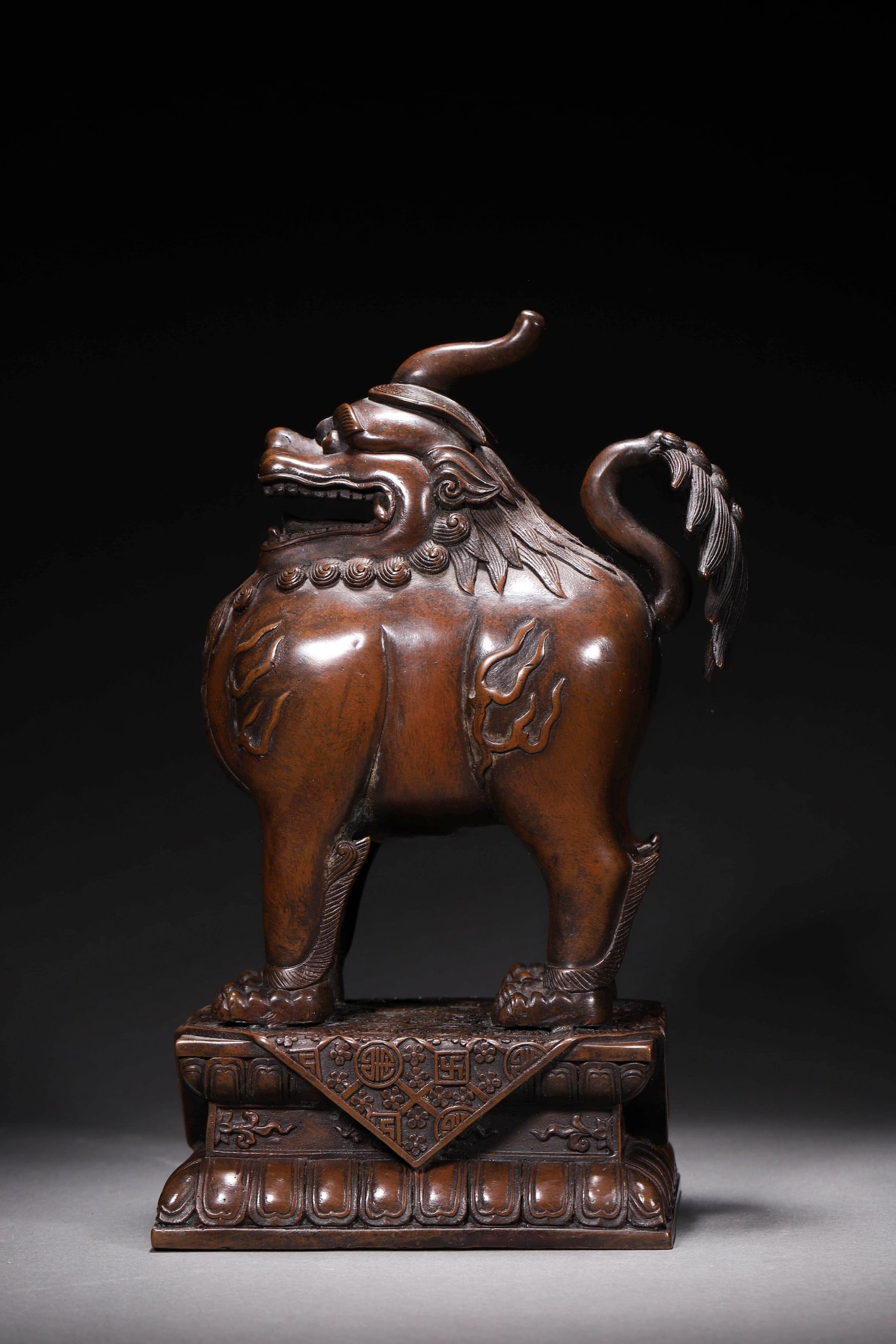 Bronze 'BEAST' incense burner - 8
