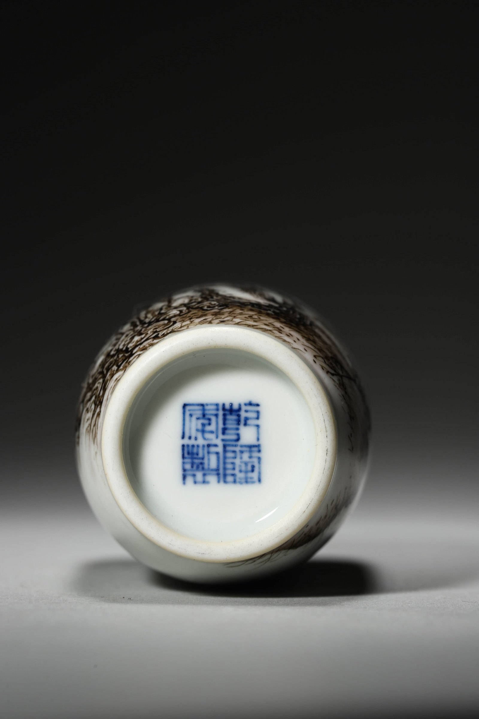 Grisaille Glaze Bamboo Snuff Bottle - 7