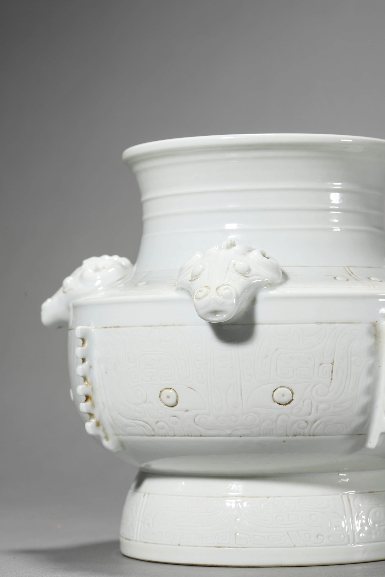 White-Glazed Four-Ram Vessel - 2