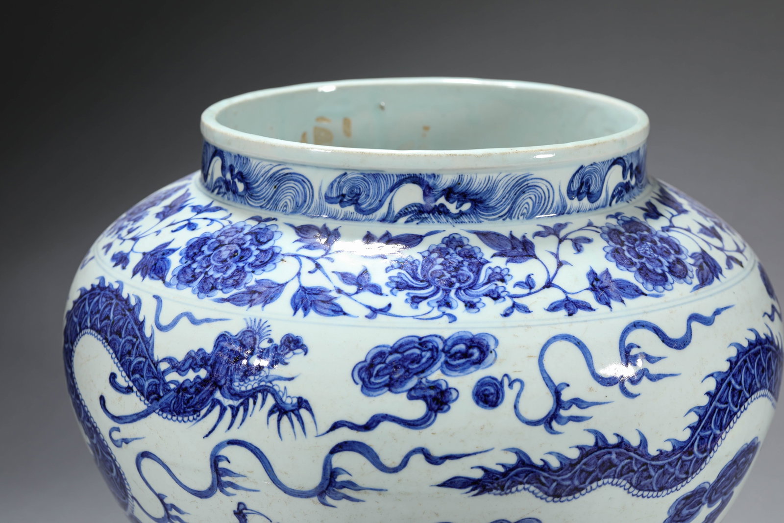 Blue and White Interlocking Peony Auspicious Cloud Dragon Large Jar - 2