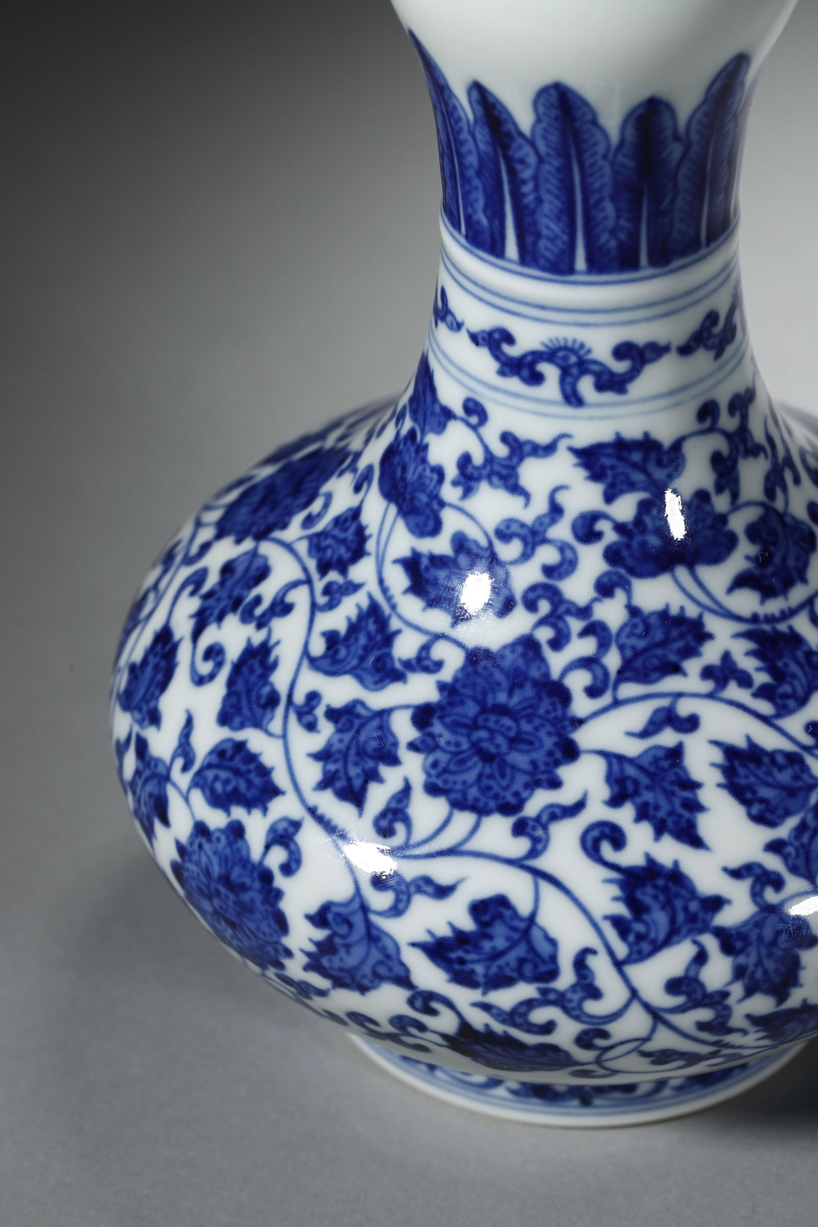 Blue and White Garlic-Head Vase - 5