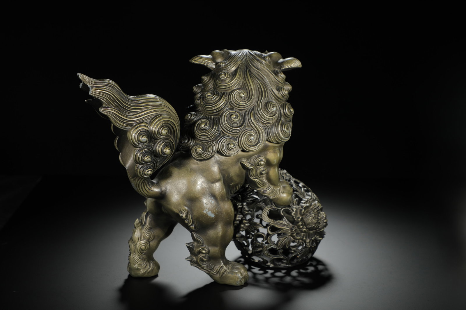 Bronze Lion Rolling Ball Ornament - 13