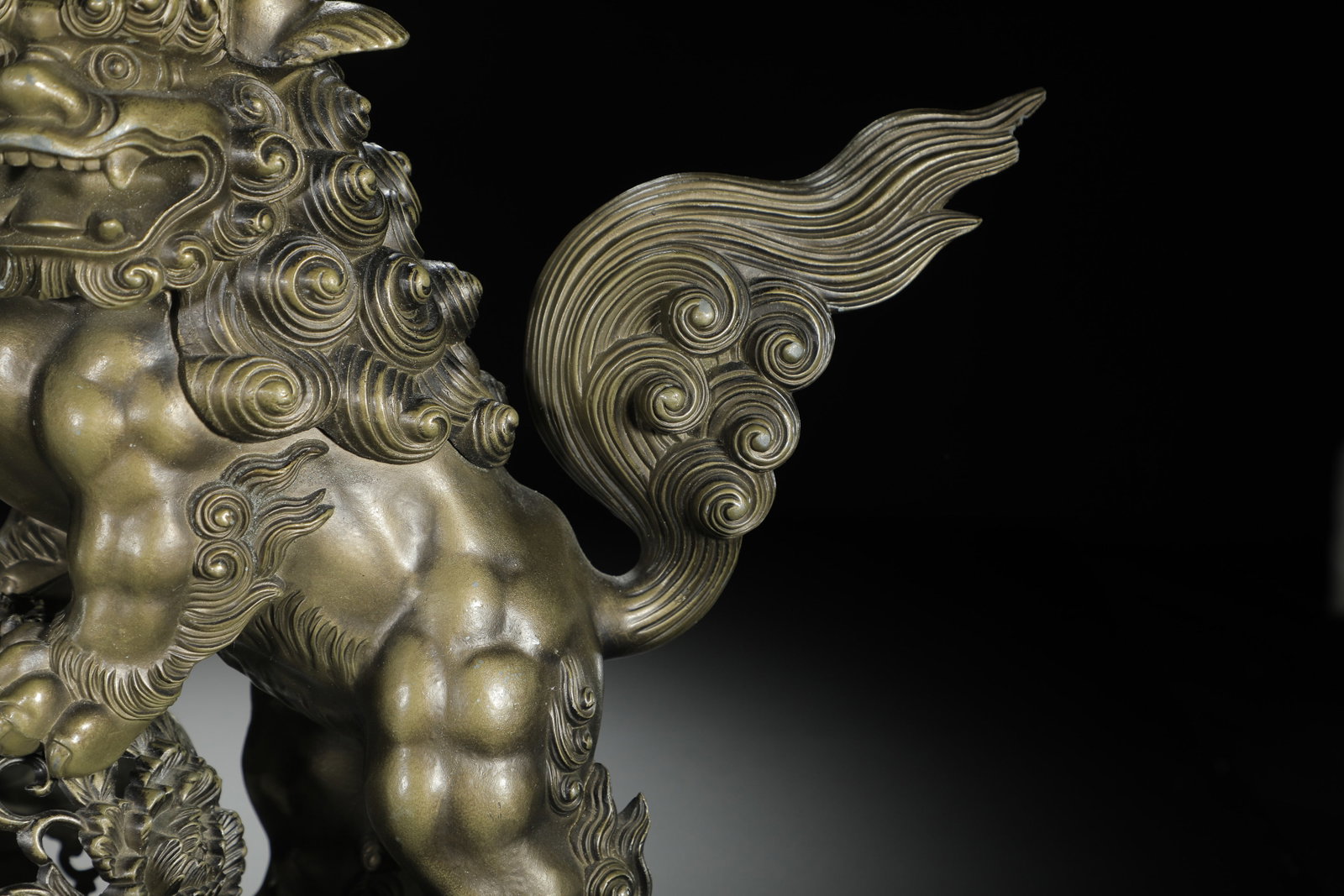 Bronze Lion Rolling Ball Ornament - 6