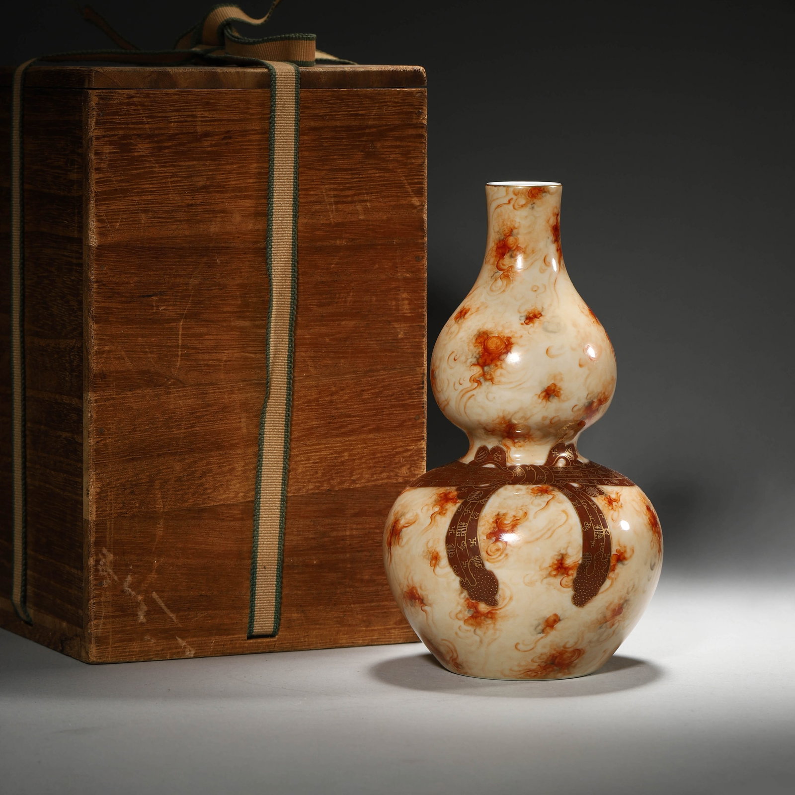 Bois Faux Gilt-Inlaid Double-Gourd-Shaped Vase (1 of 6)
