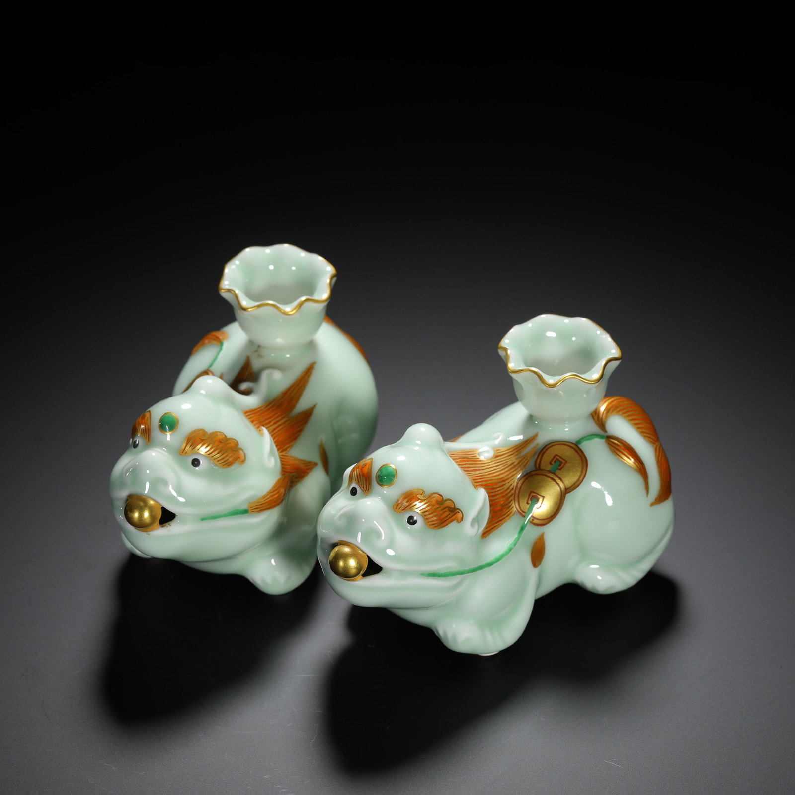 Celadon Glazed Auspicious Beast Incense Holder Pair: Celadon Glazed Auspicious Beast Incense Holder Pair Length:11.2cm Width:5.8cm Height:7cm
