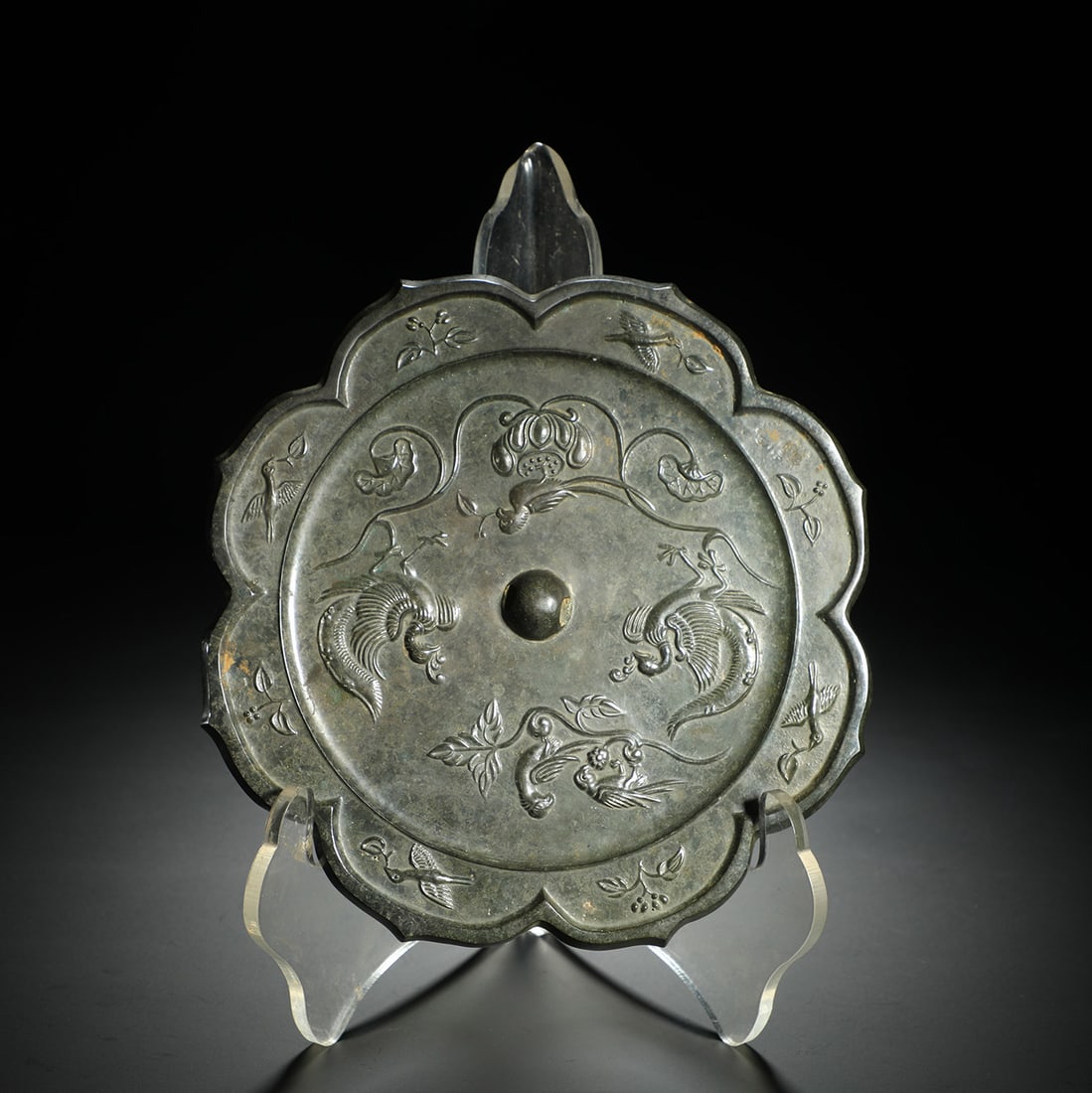 Bronze Mirror: Bronze Mirror Diam.19.5cm Weight:930g