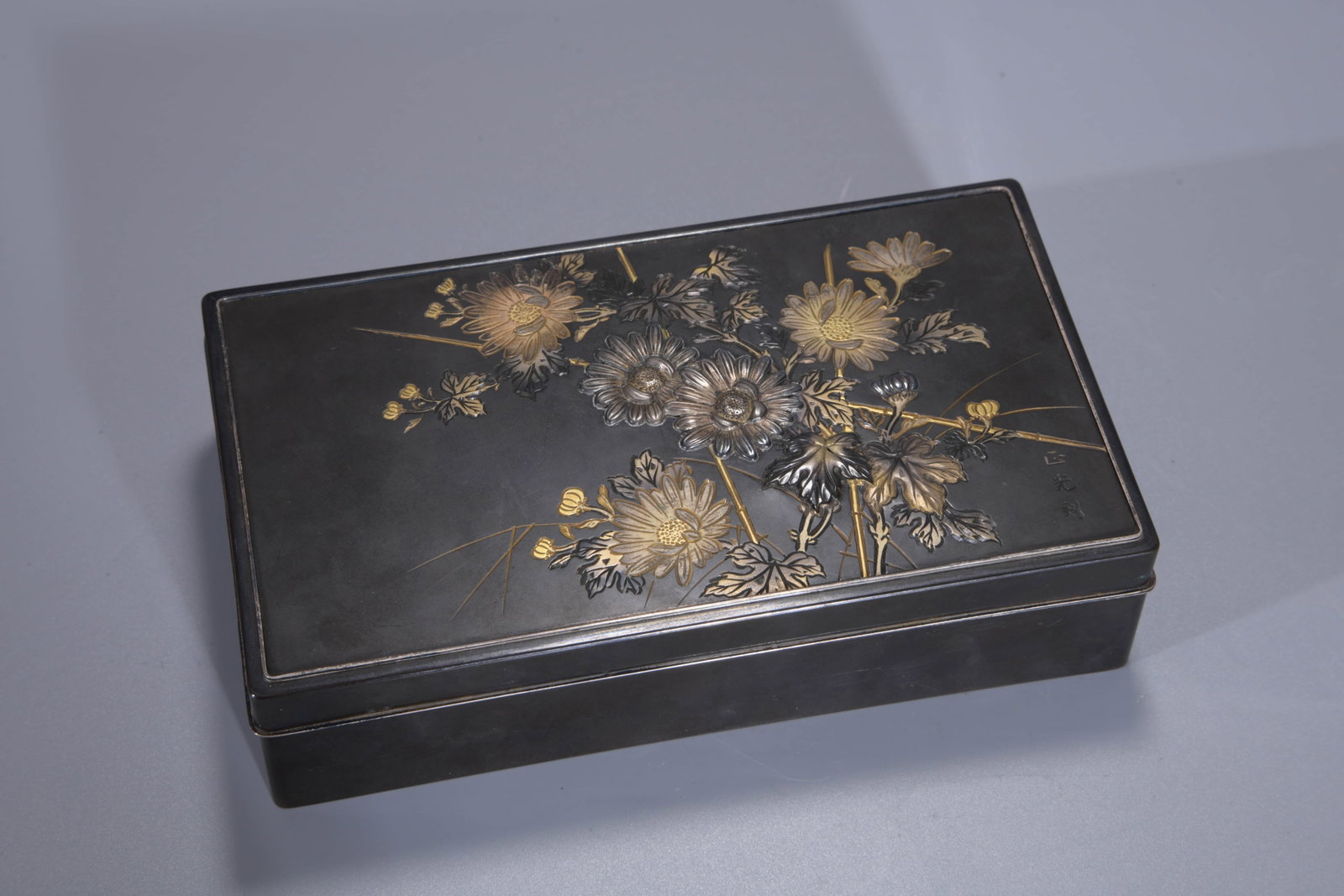 Inlaid Sandalwood Rectangular Box and Cover - 3