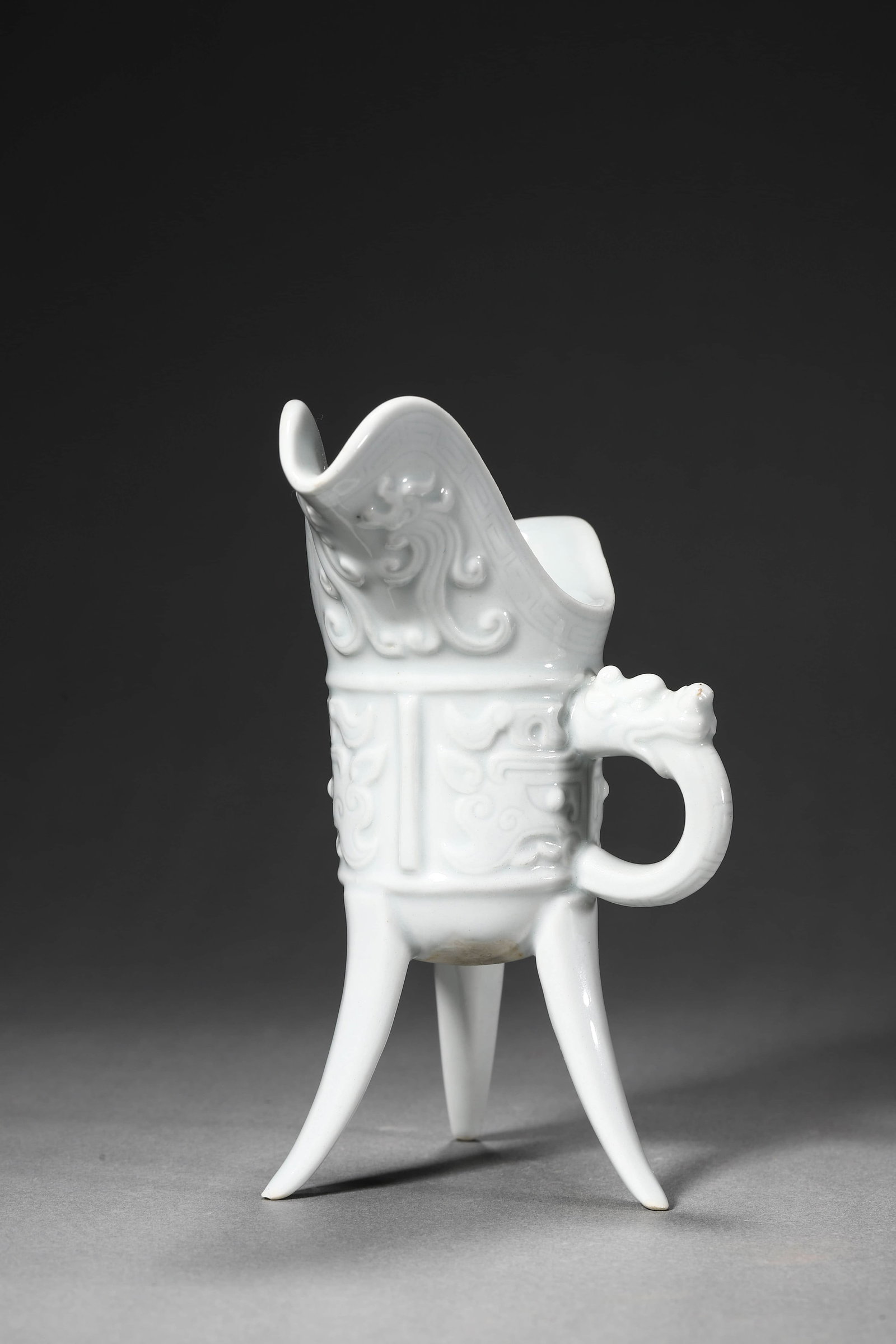 White-Glazed Beast-Face Wine Vessel - 2