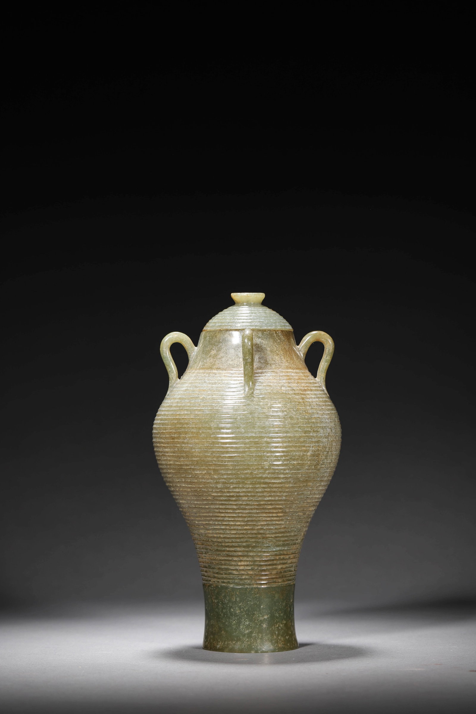 Carved Jade Four-Hooked Vase - 2