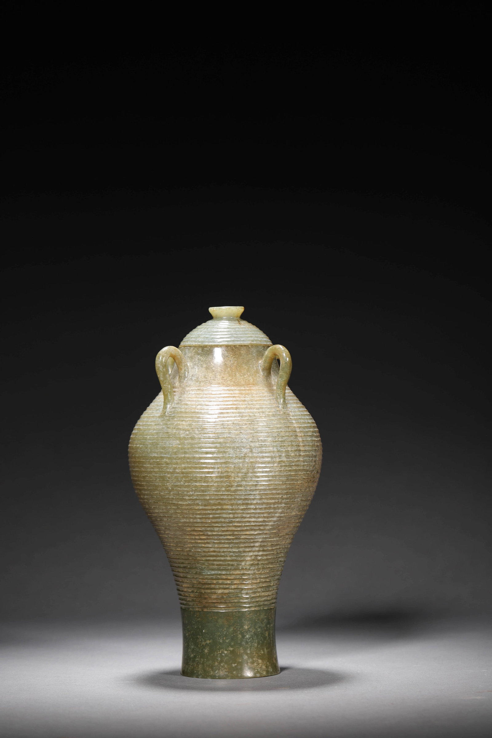Carved Jade Four-Hooked Vase - 3
