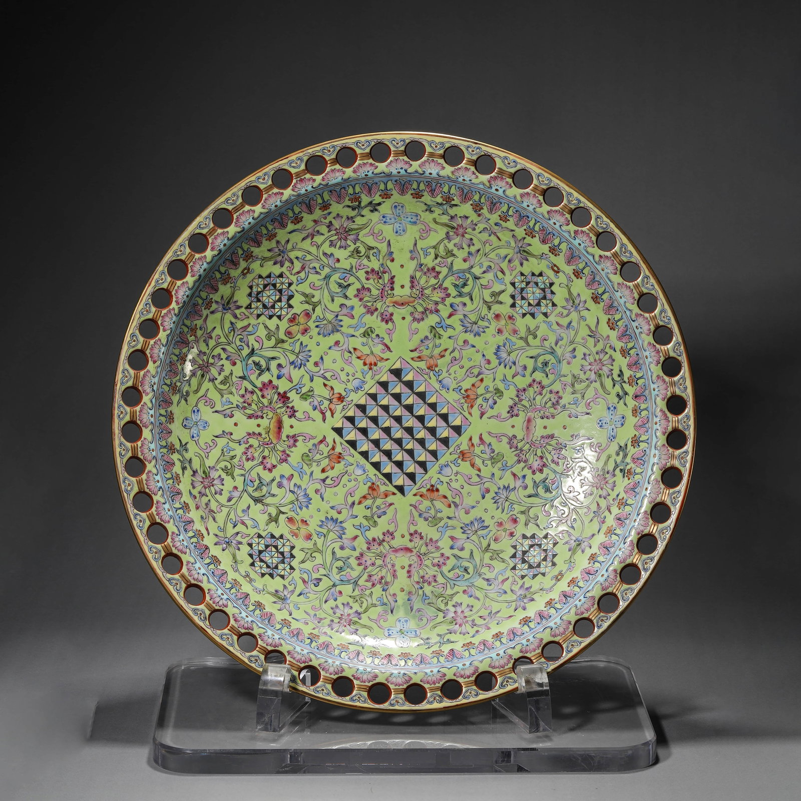 Green Ground Famille Rose Flower Dish: Green Ground Famille Rose Flower Dish Diam.45.8cm,