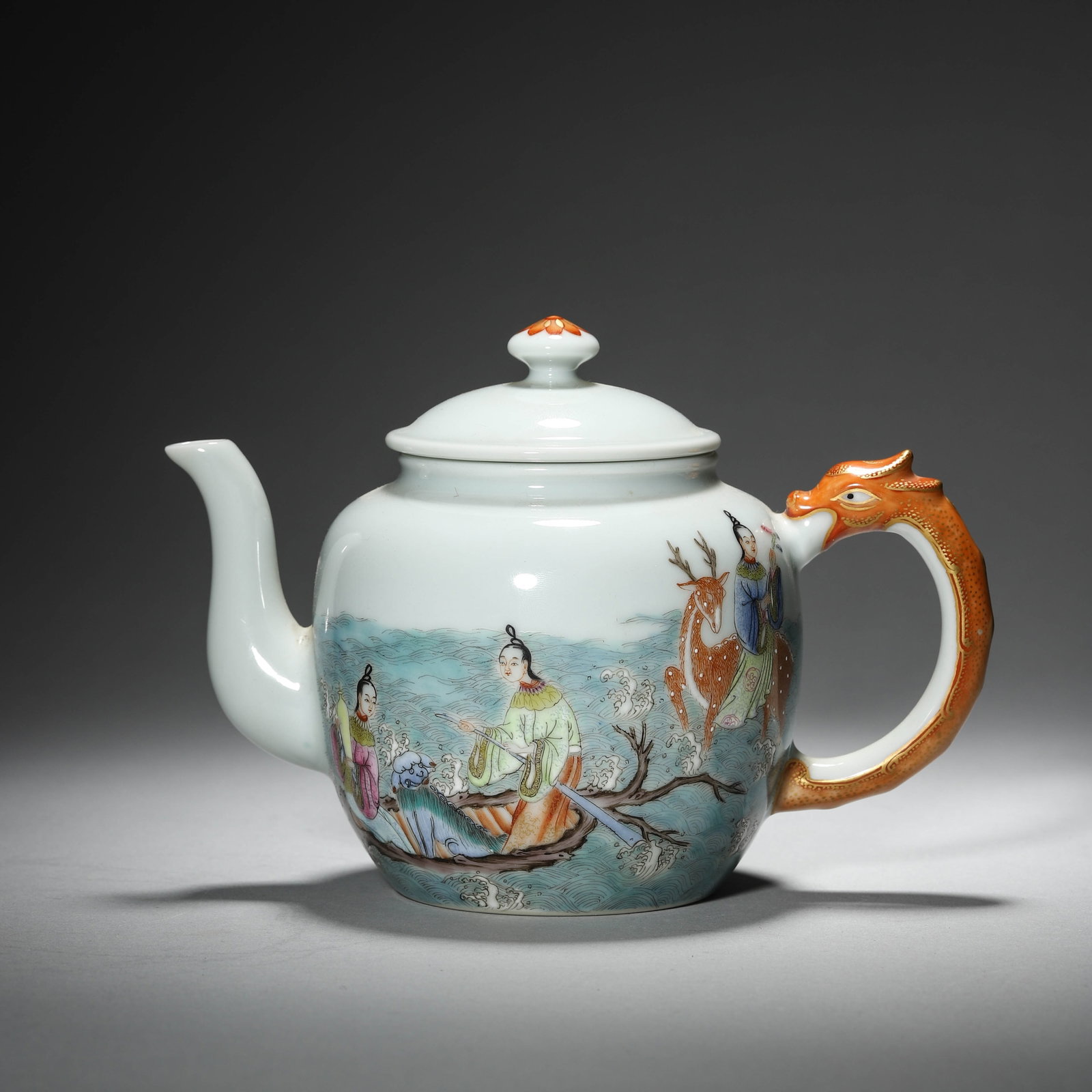 Famille-rose Figural Teapot: Famille-rose Figural Teapot Length:17cm Width:10cm Height:11cm