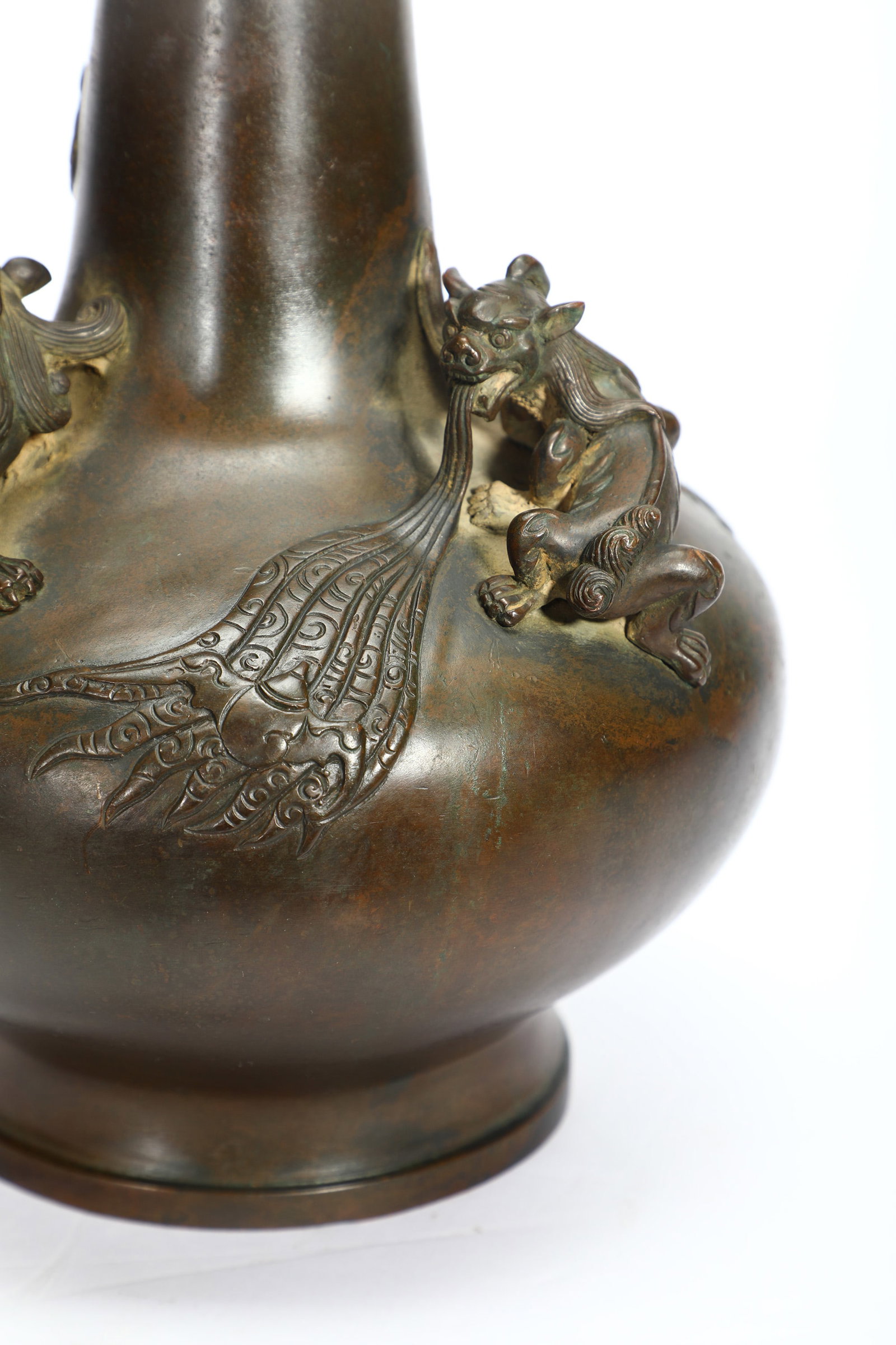 Bronze 'Double-Dragon' Vase - 3
