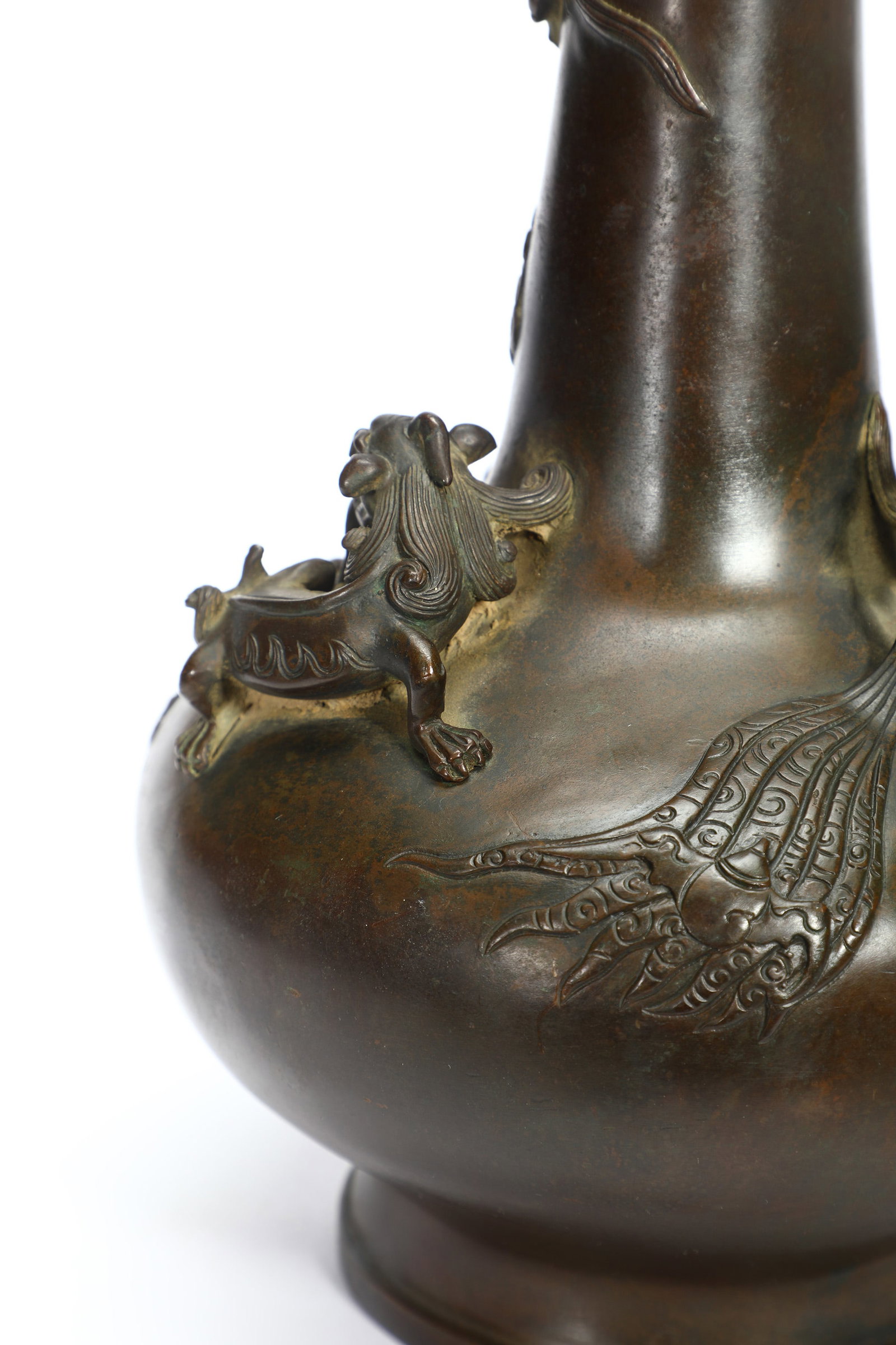 Bronze 'Double-Dragon' Vase - 4
