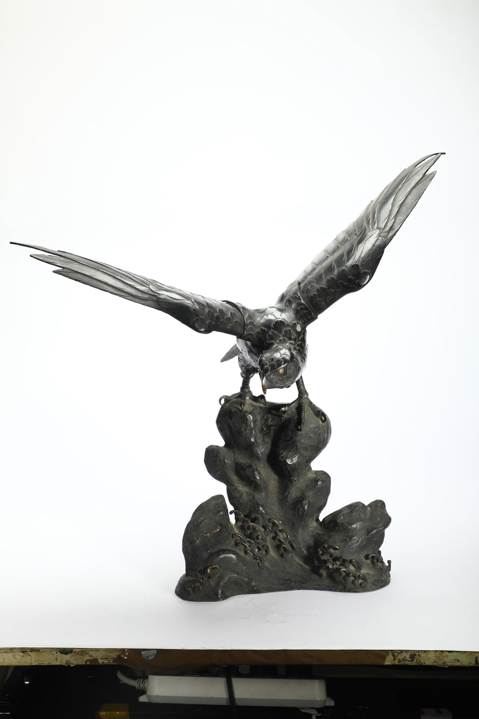 Heroic and Wise Ornament - 3