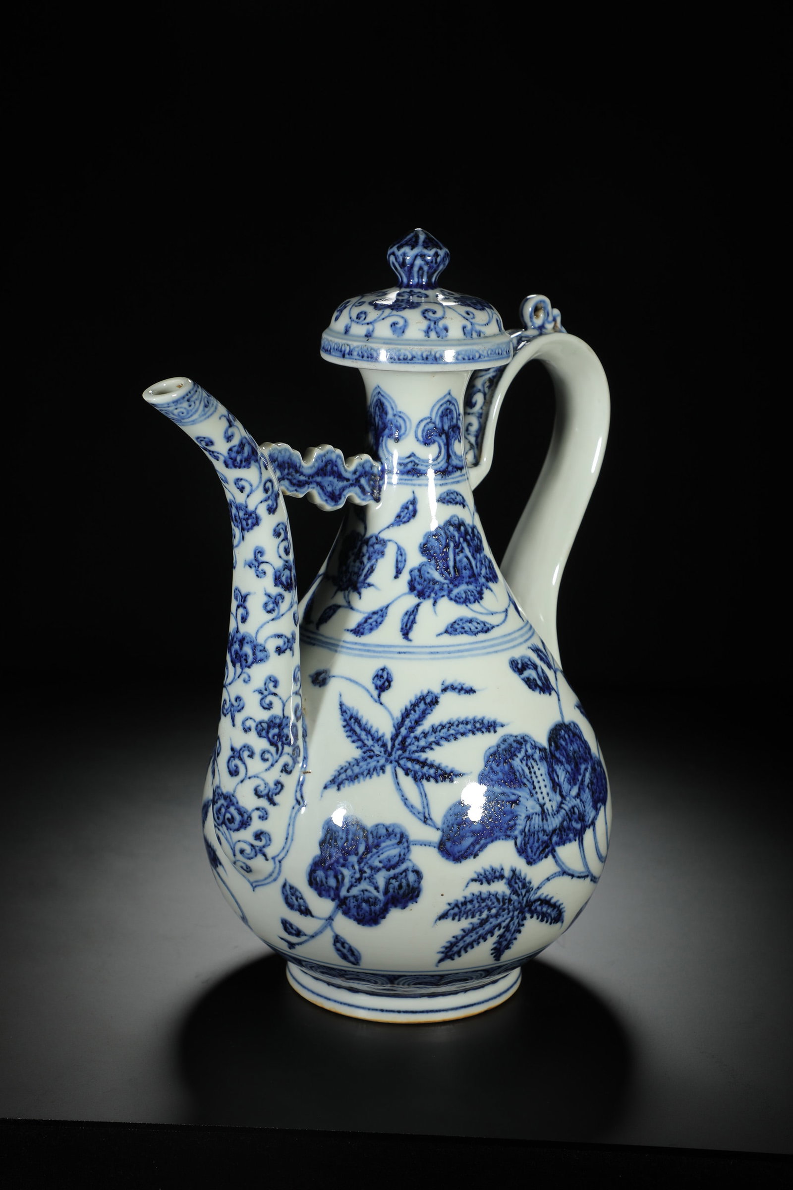Blue and White Plantain Leaf Ewer - 5