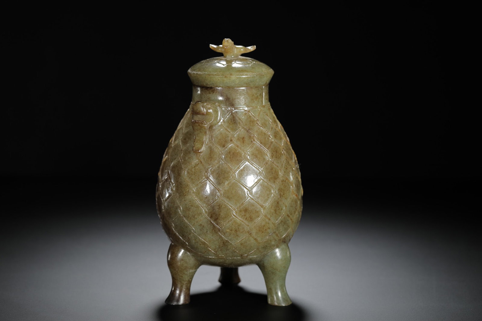 Carved Jade Cord-Pattern Tripod Zun - 4