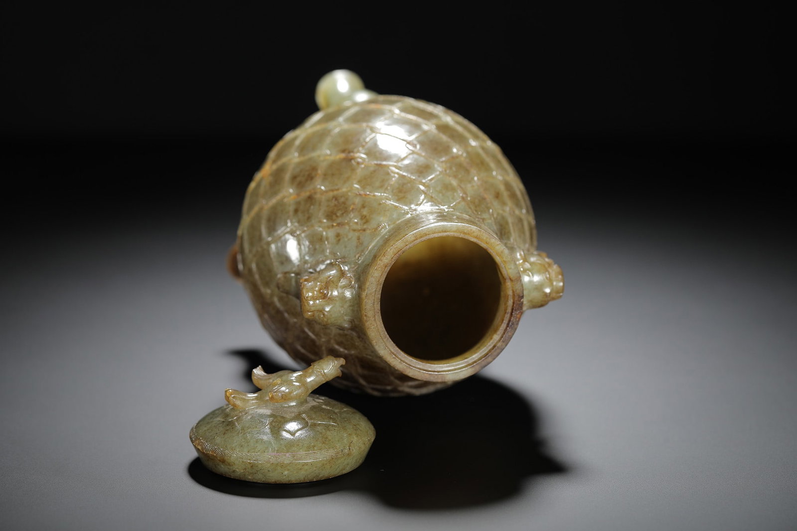 Carved Jade Cord-Pattern Tripod Zun - 8
